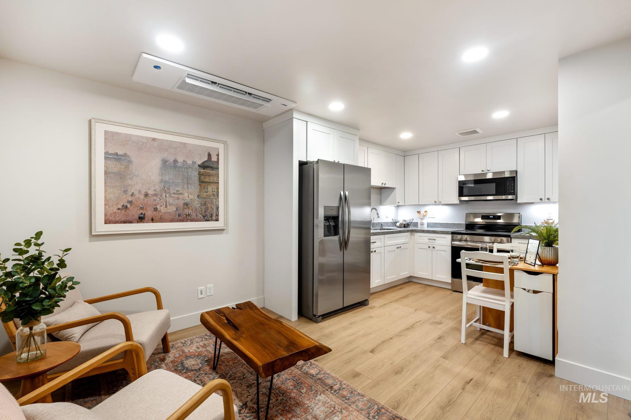 1164 Jasper Loop Property Photo 33