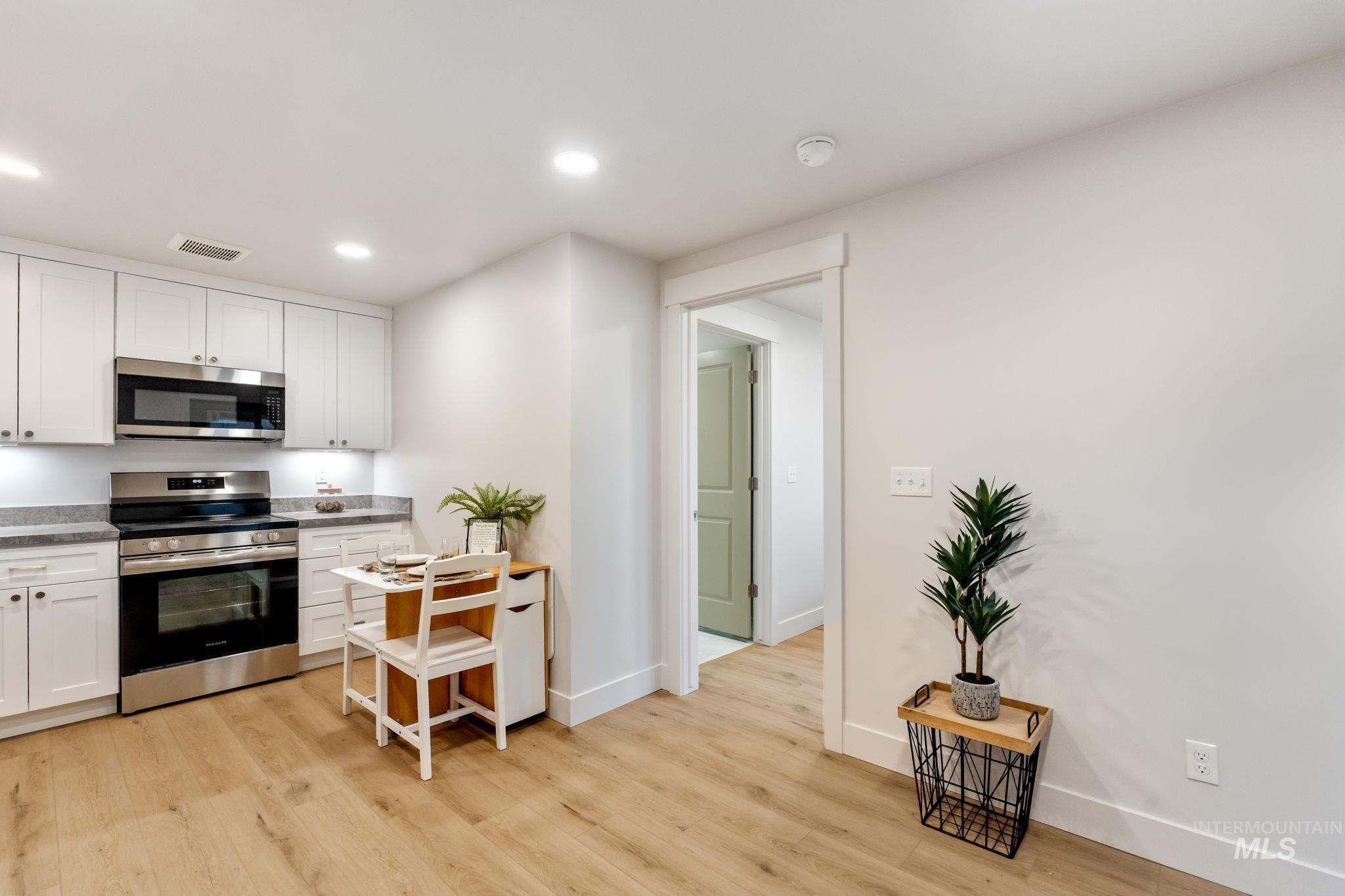 1164 Jasper Loop Property Photo 35