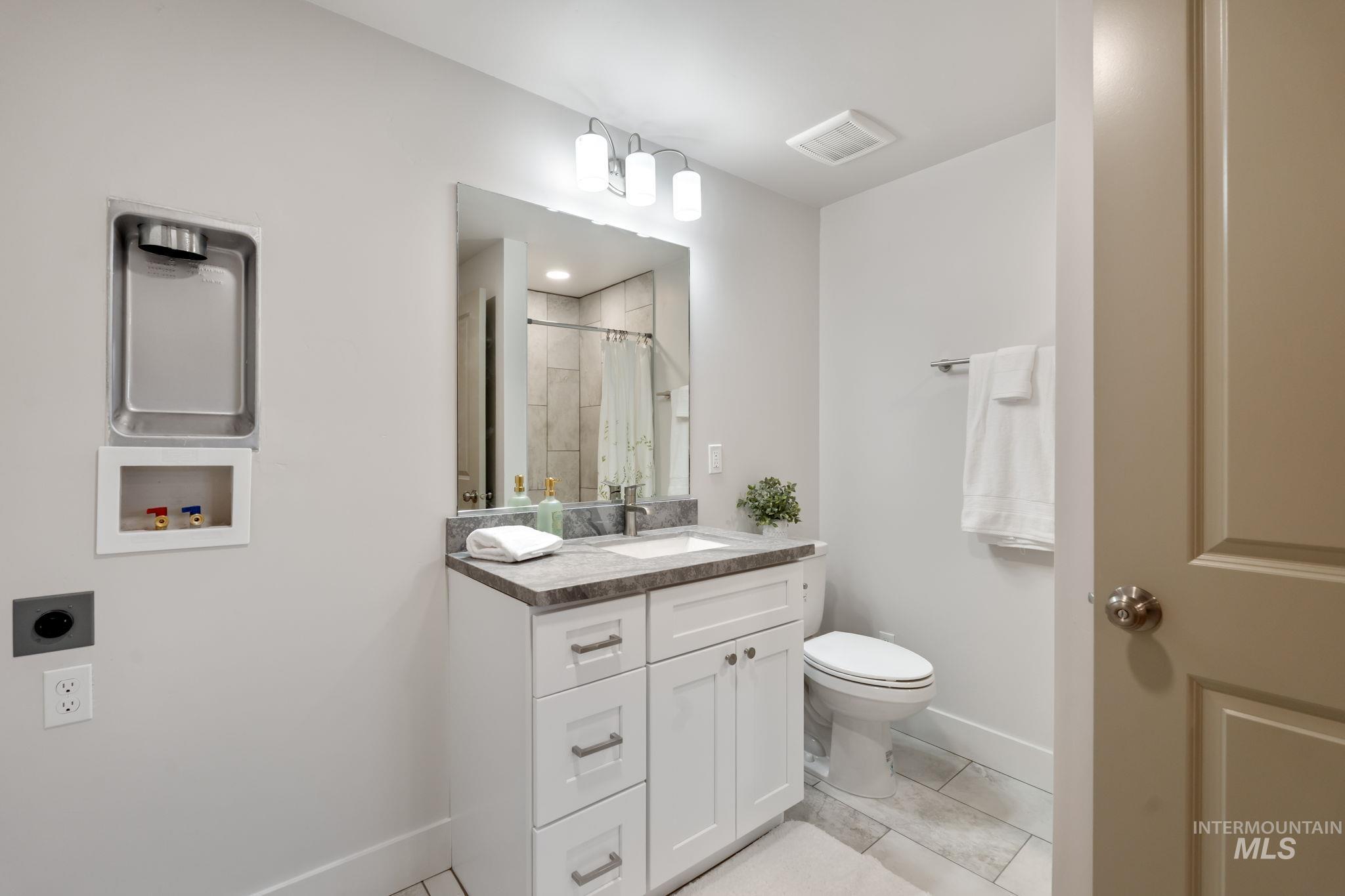 1164 Jasper Loop Property Photo 43