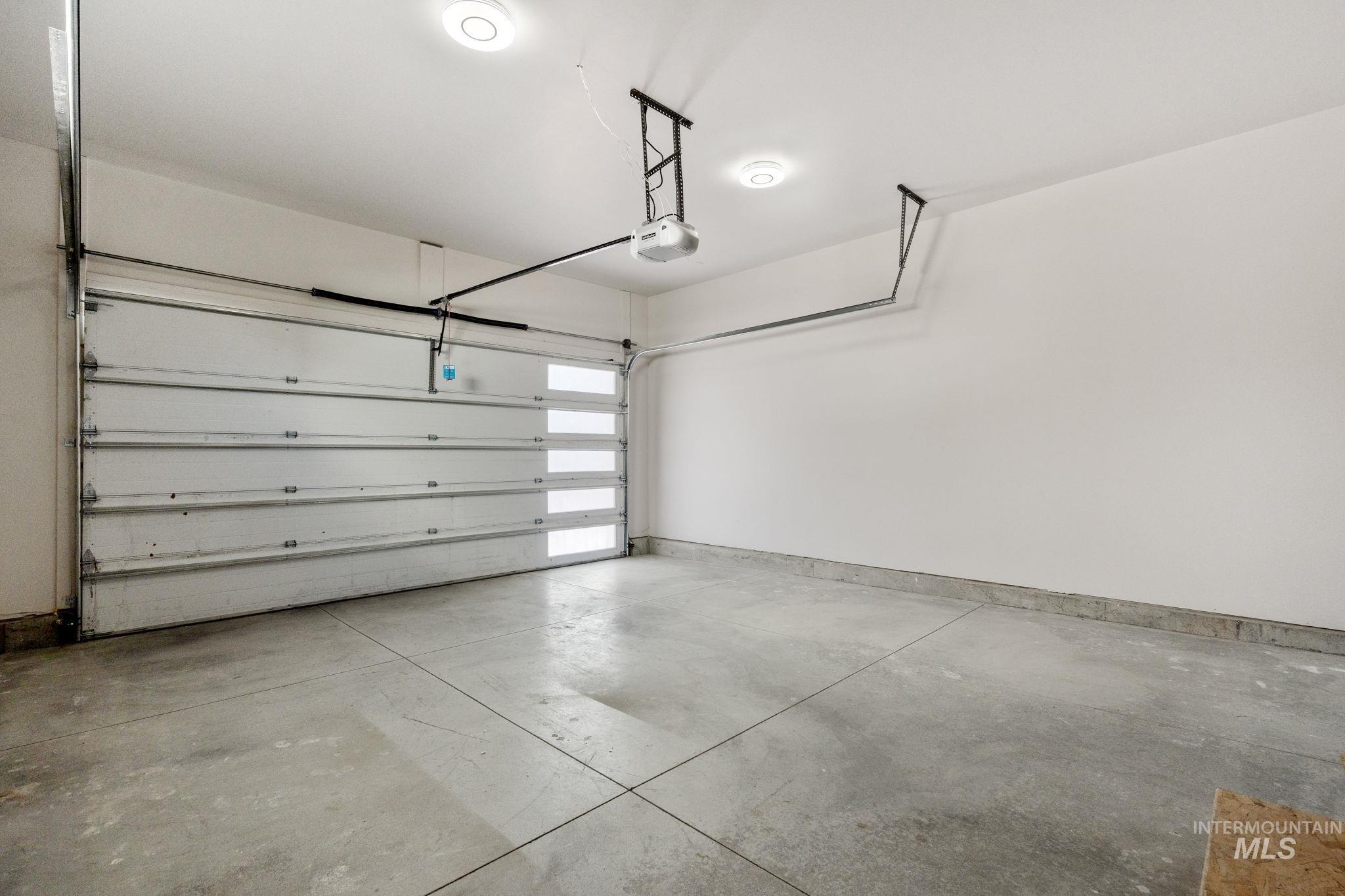 1164 Jasper Loop Property Photo 45