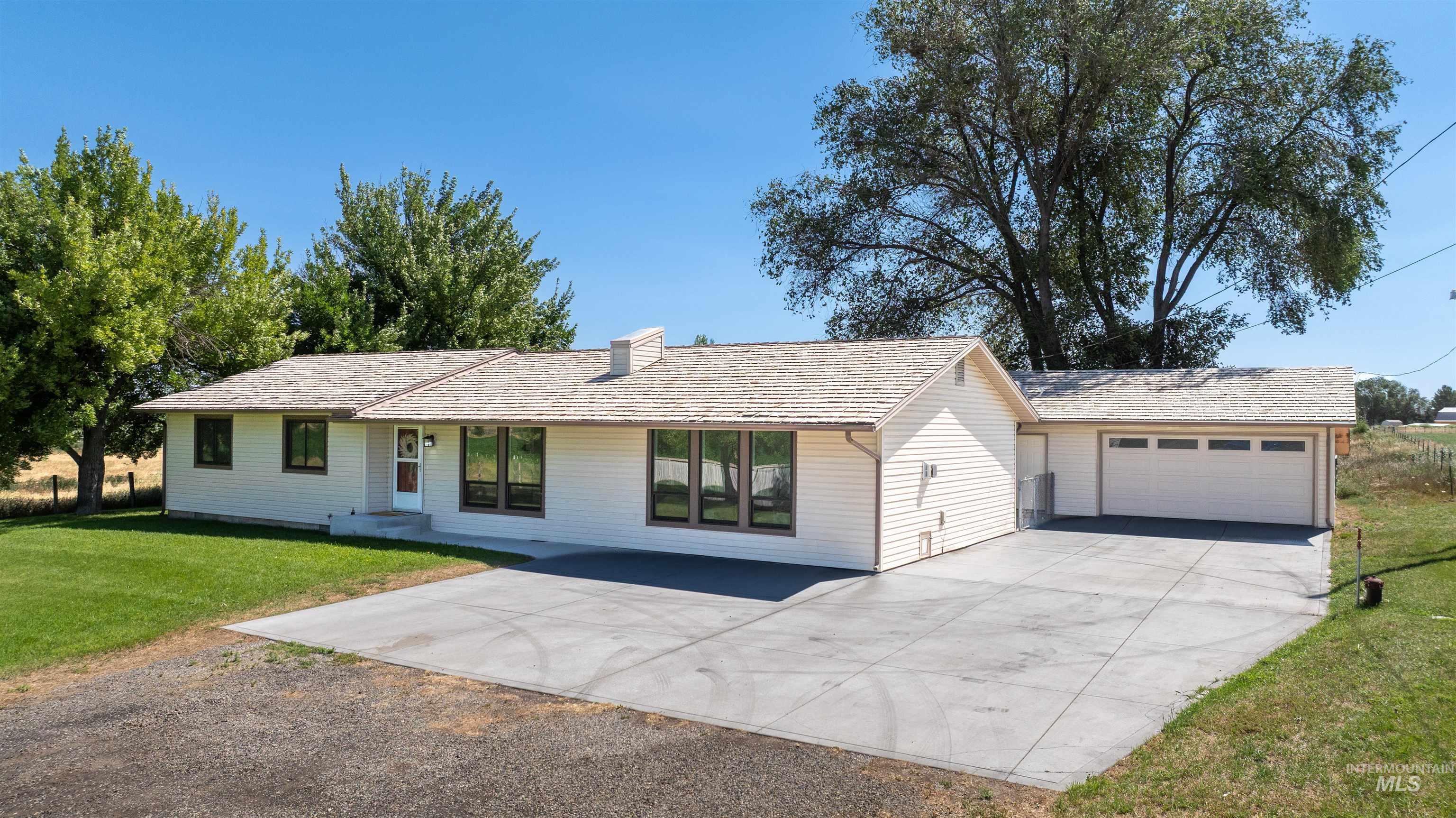 286 S 200 W Property Photo 1