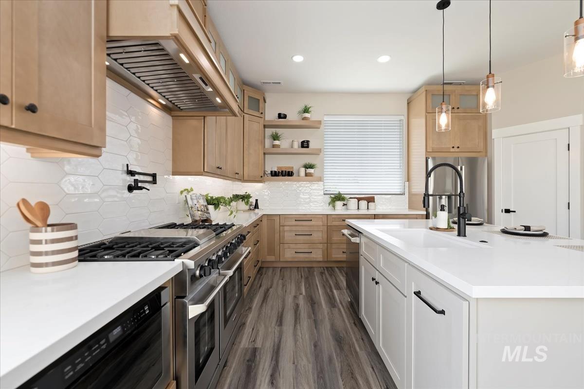 9910 W Sunberry Court Property Photo 3