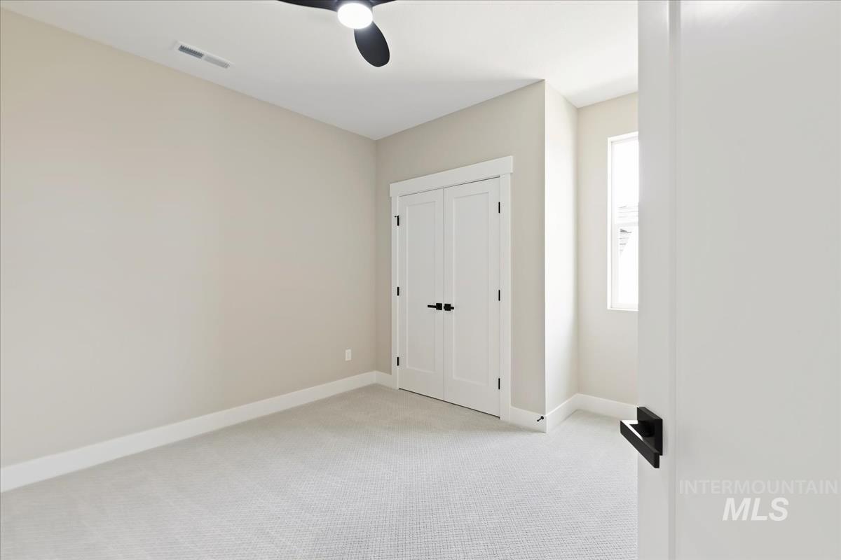 9910 W Sunberry Court Property Photo 10