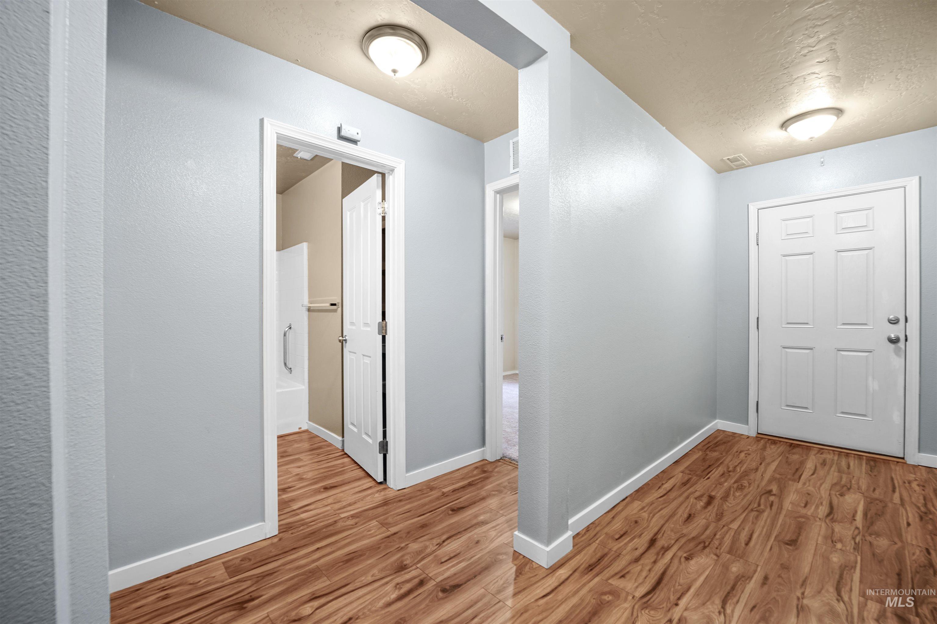 203 E Walcott Lake Dr Property Photo 12