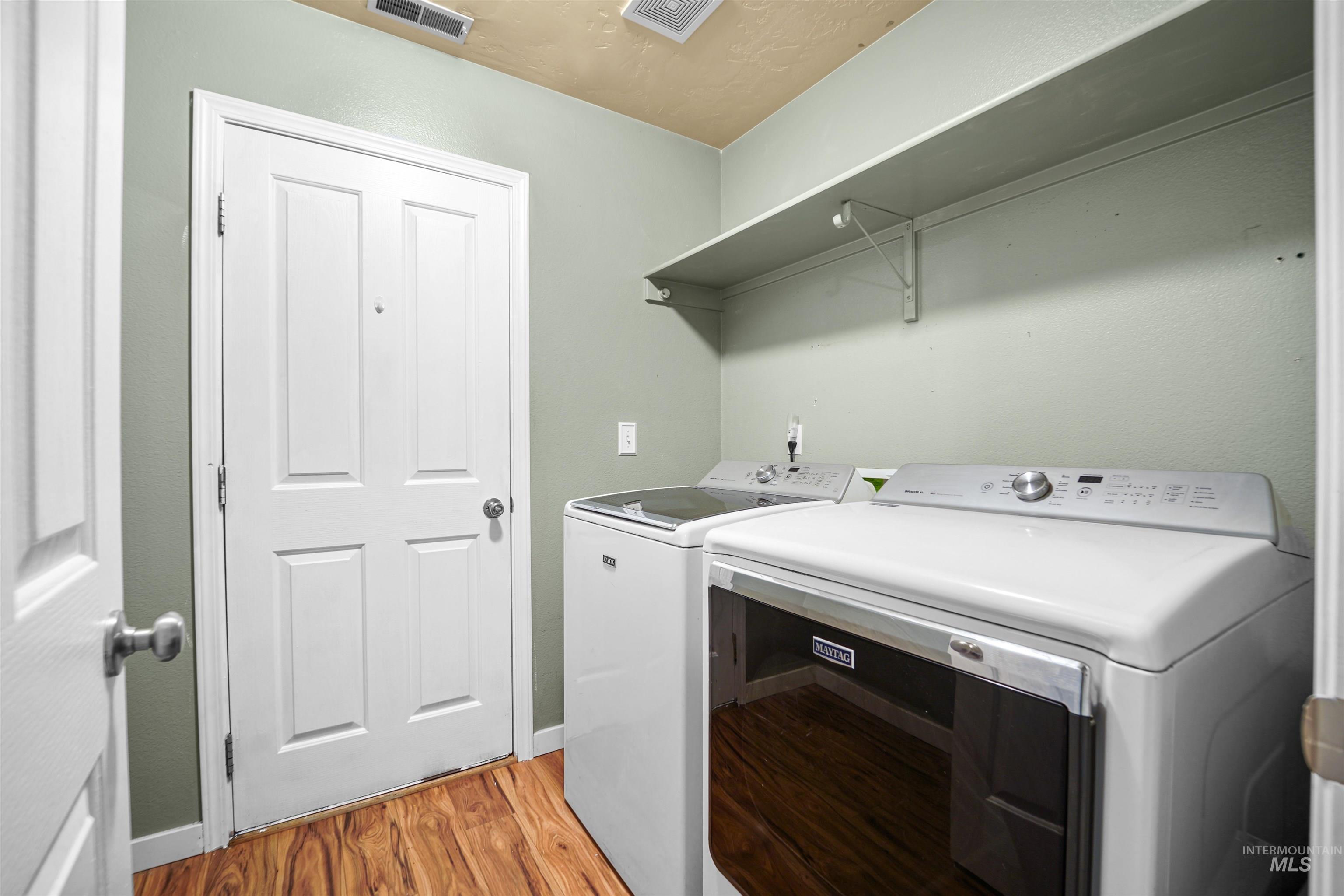 203 E Walcott Lake Dr Property Photo 19