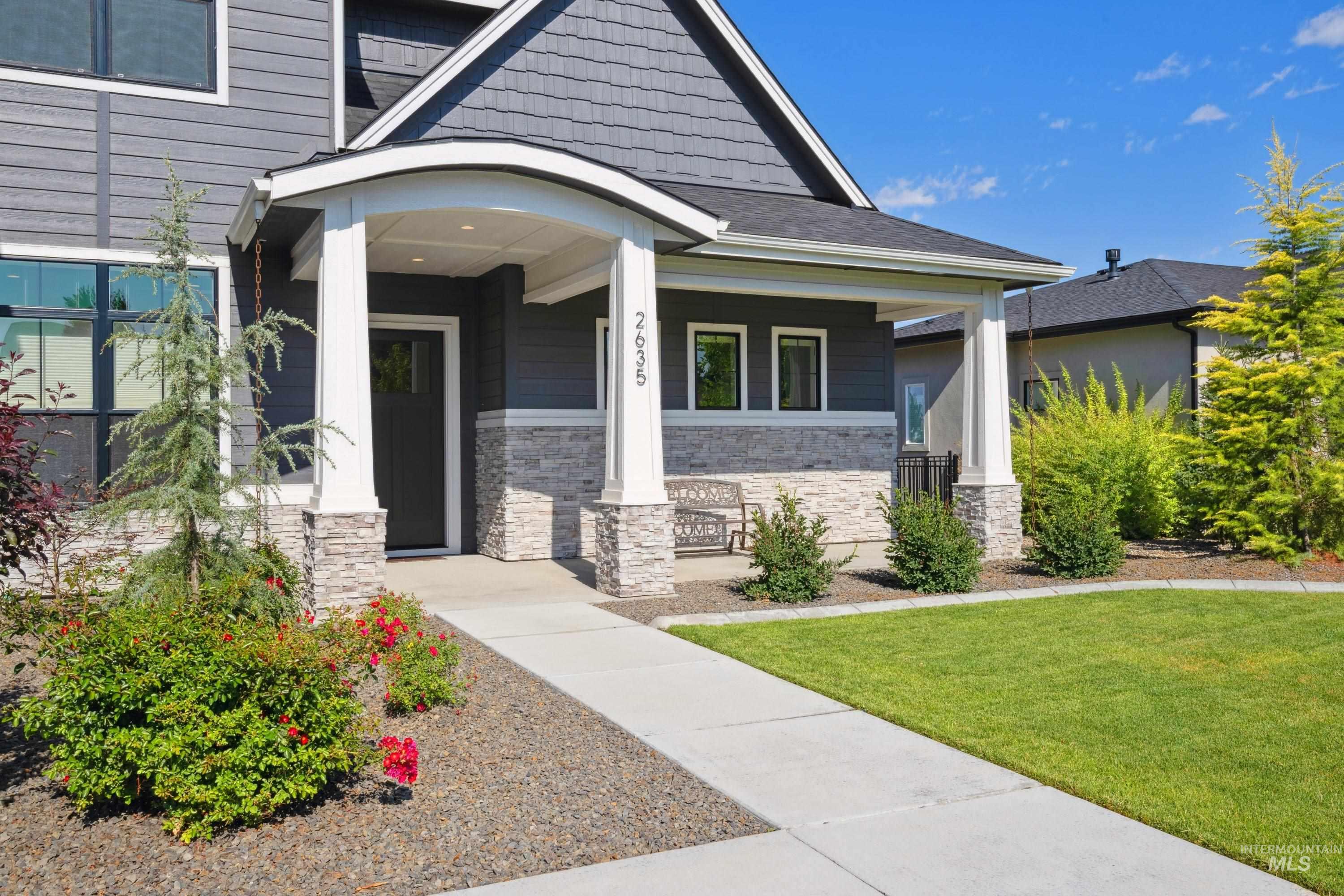 2635 N Yount Way Property Photo 2