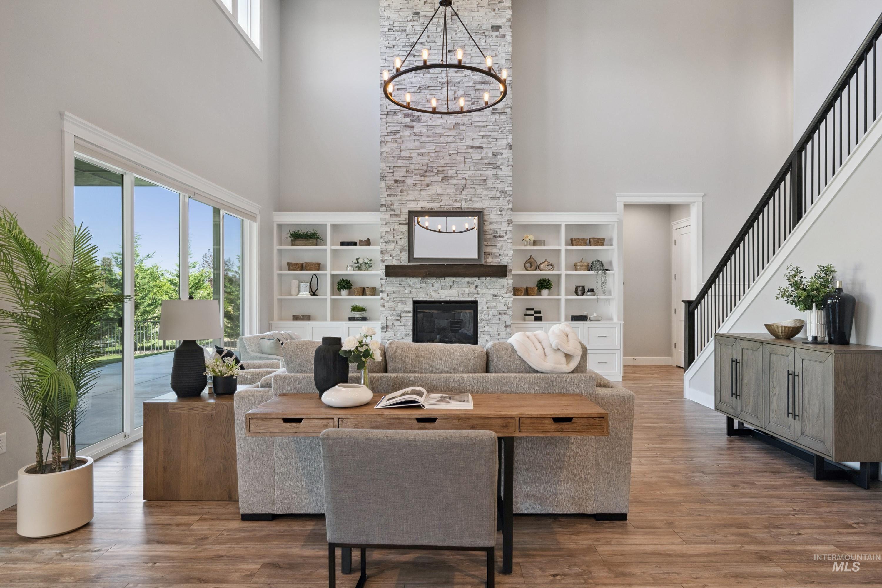 2635 N Yount Way Property Photo 5