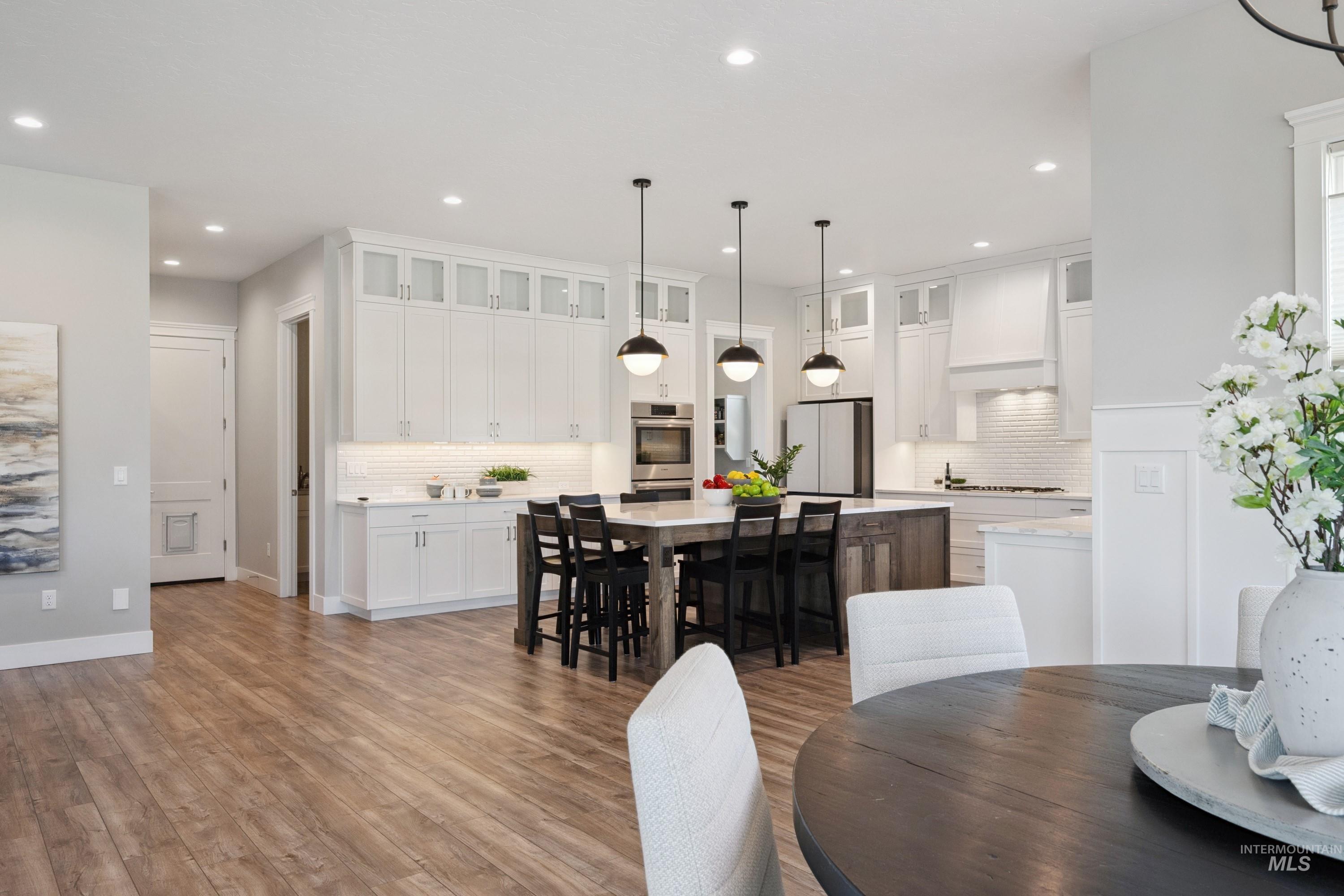 2635 N Yount Way Property Photo 8