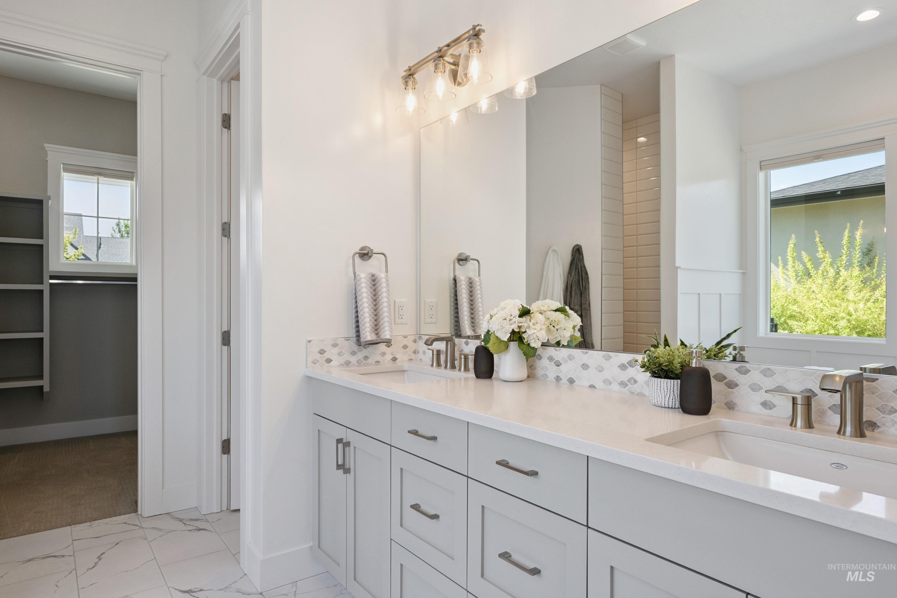 2635 N Yount Way Property Photo 21