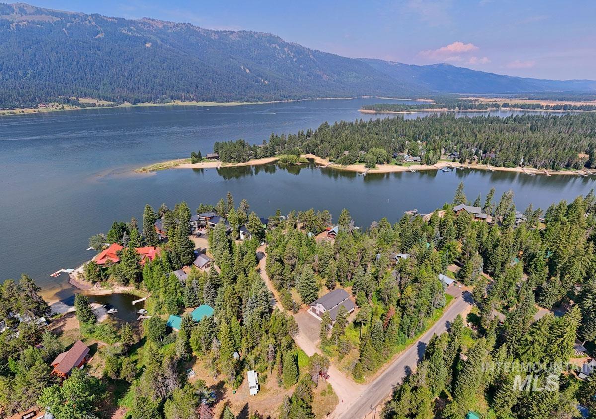 238 Angus Lane Property Photo 1