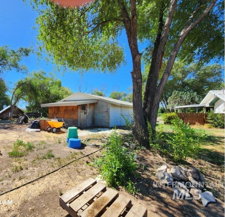 1882 Graham Blvd. Property Photo 5