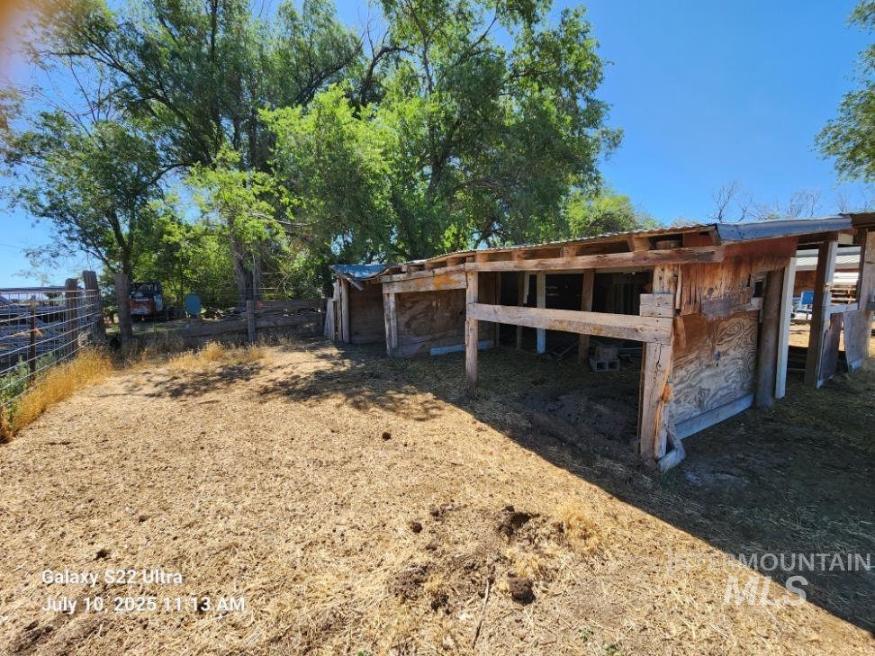 1882 Graham Blvd. Property Photo 6