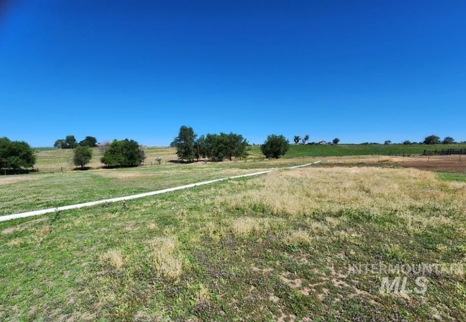 1882 Graham Blvd. Property Photo 10