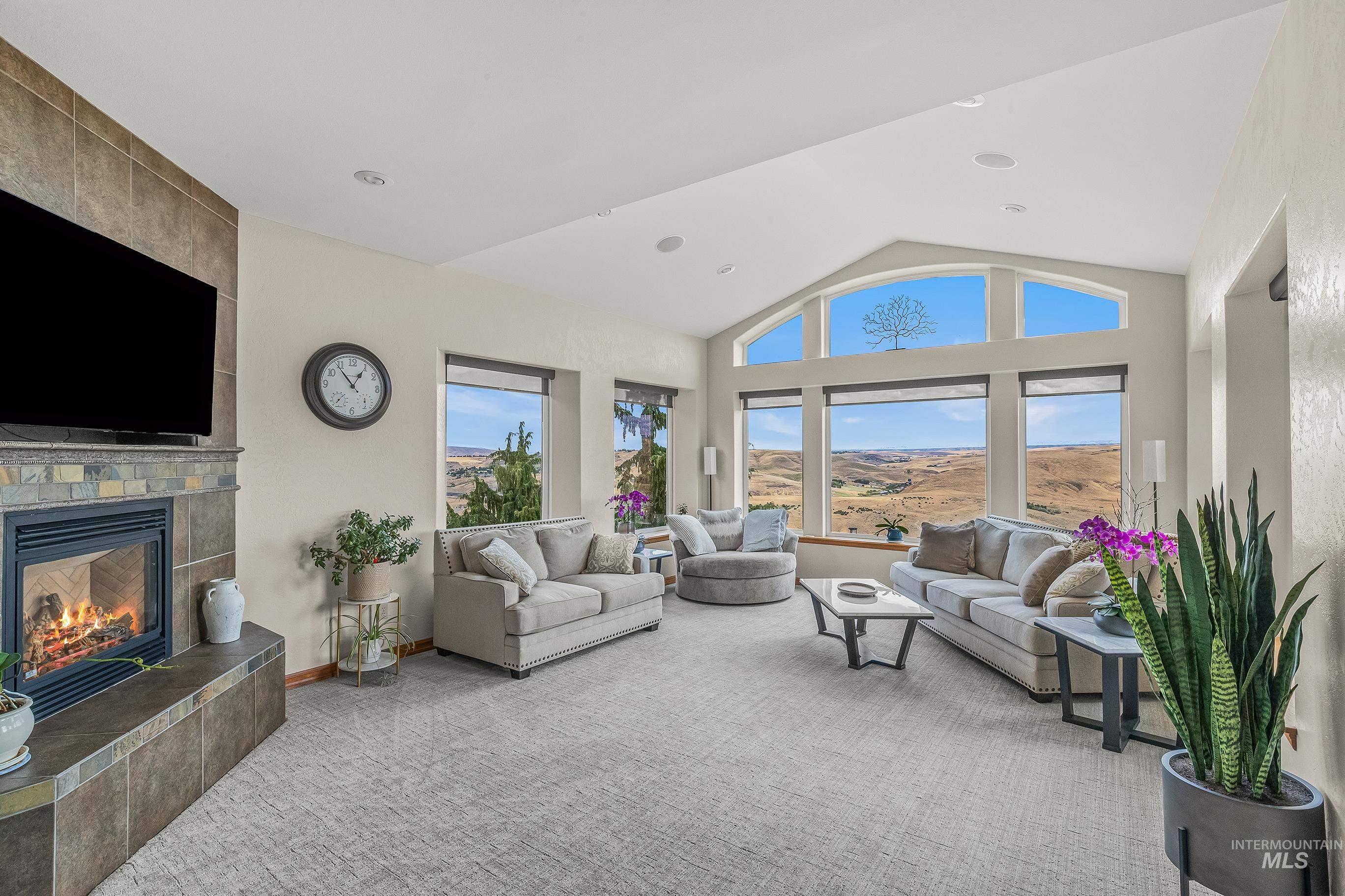 3315 Michael Drive Property Photo 3