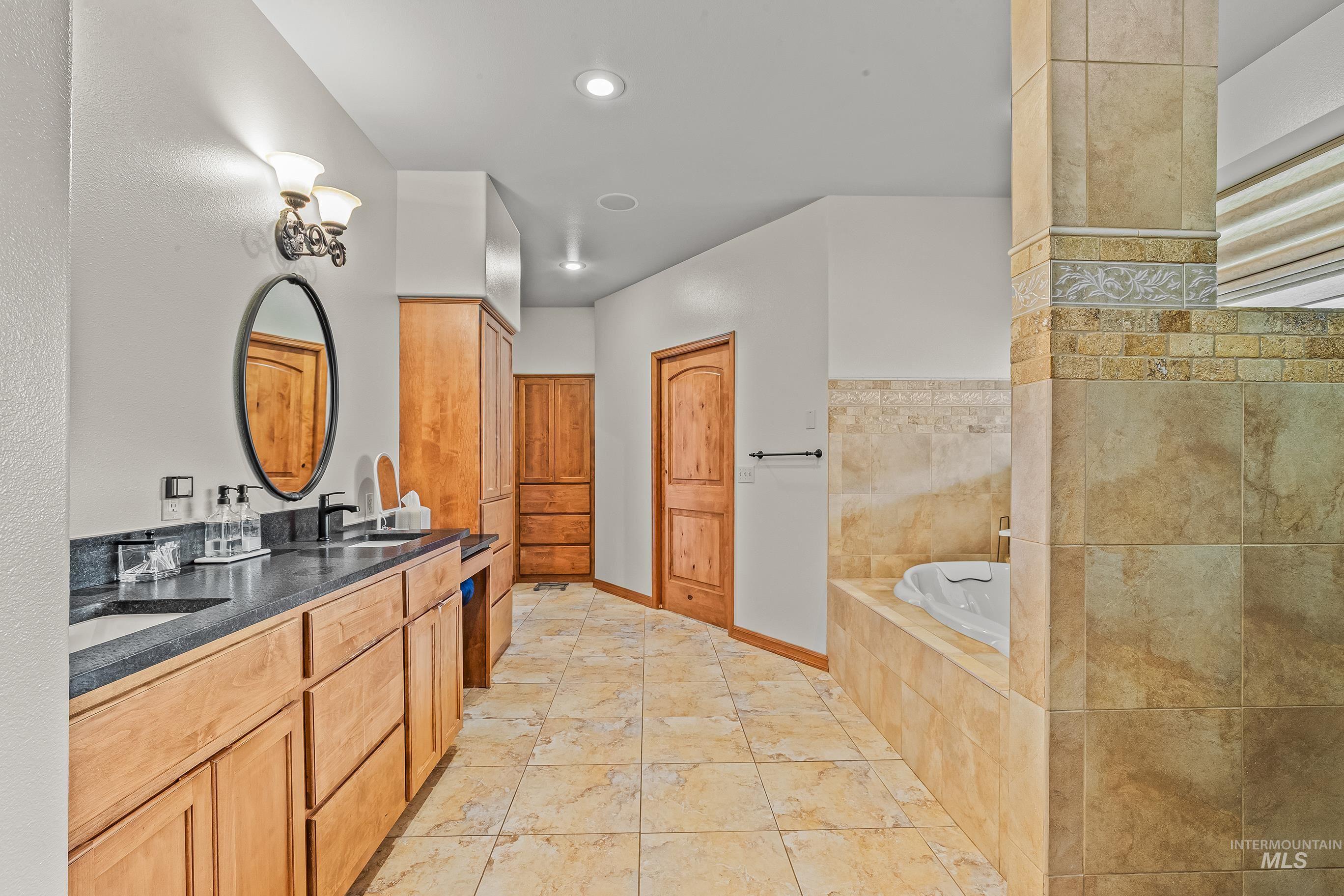 3315 Michael Drive Property Photo 16