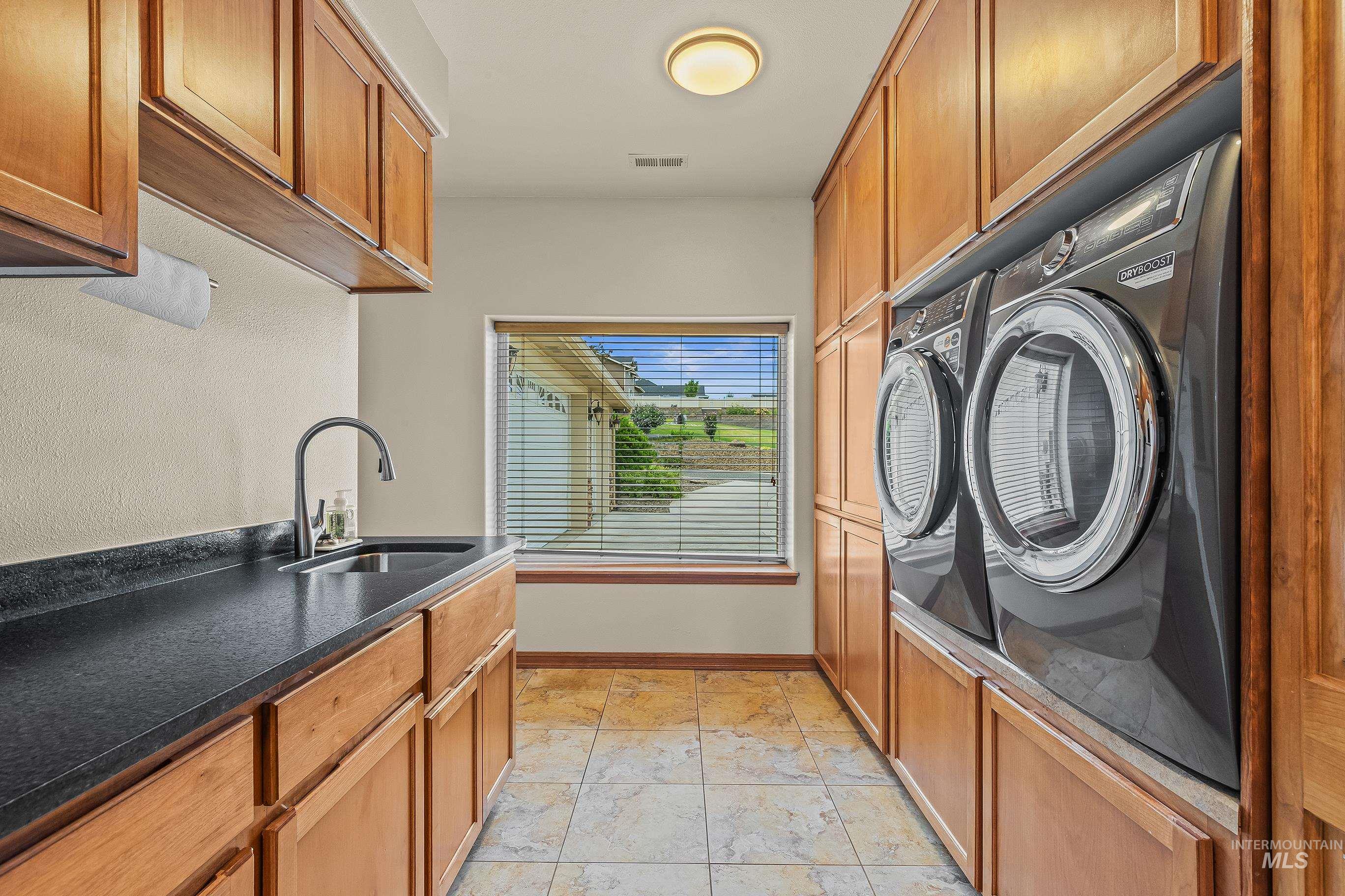 3315 Michael Drive Property Photo 18