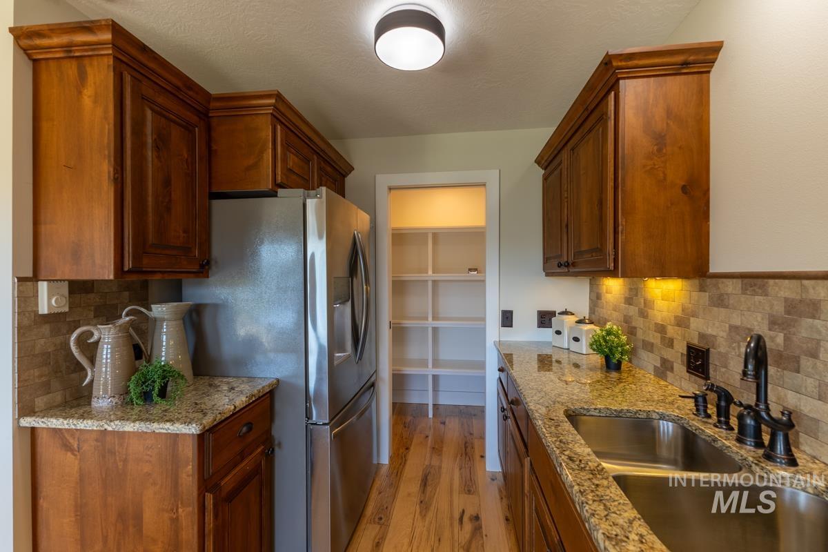 3100 W Crescent Rim Dr Property Photo 9