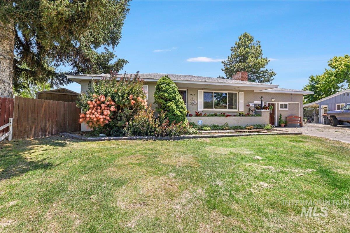 917 Del Mar Circle Property Photo 2