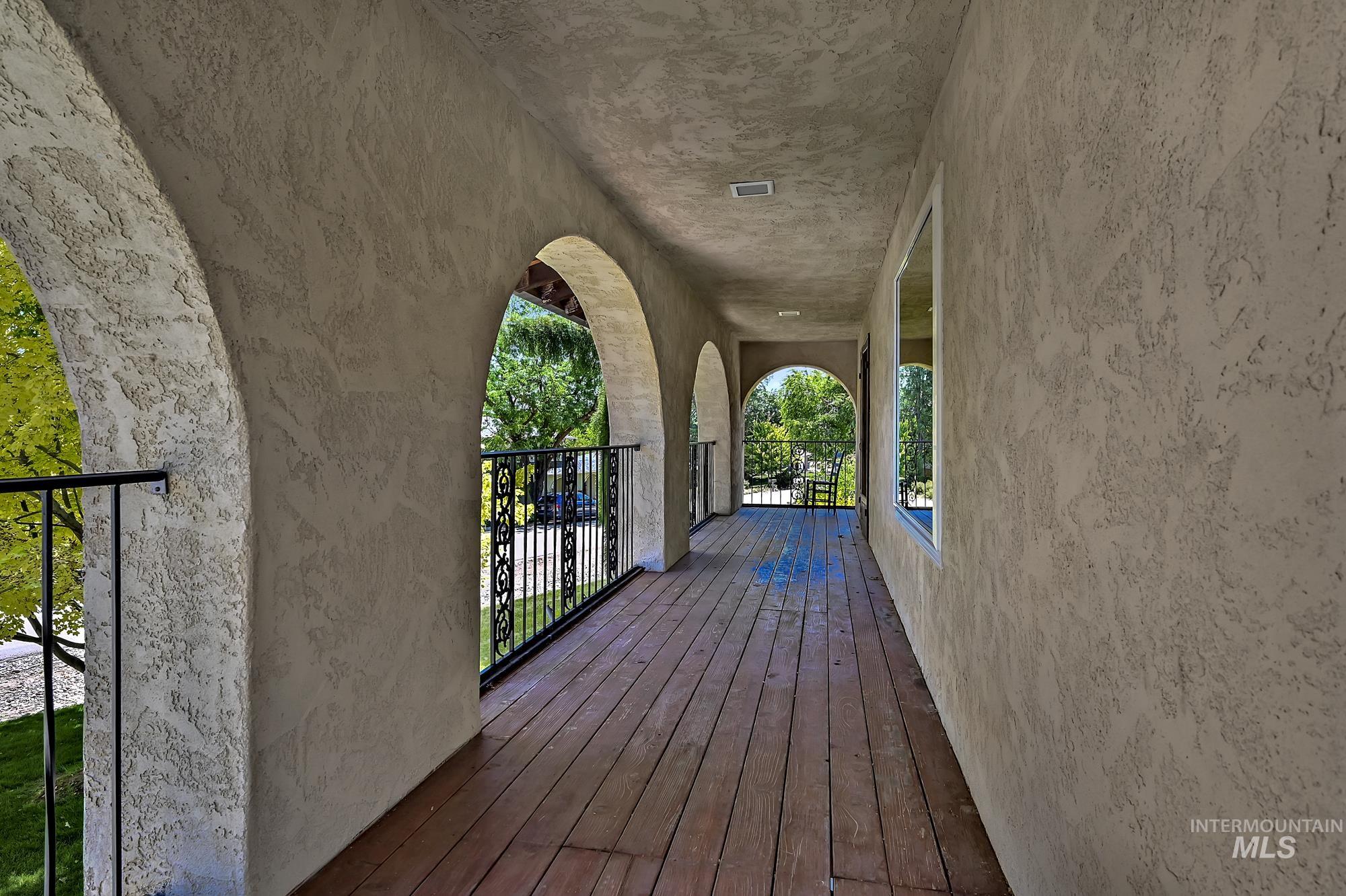 1067 N Arlington Dr Property Photo 31
