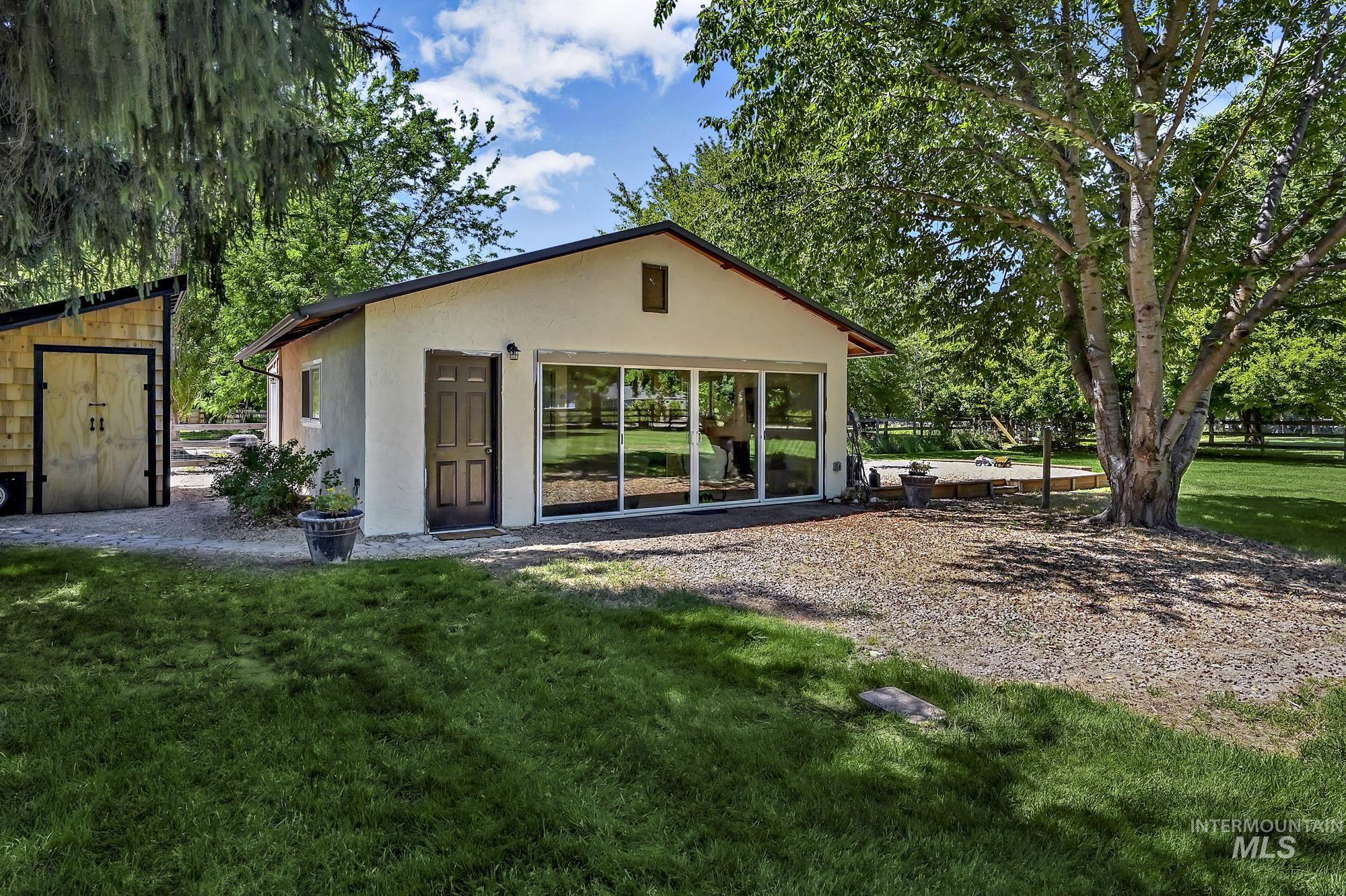 1067 N Arlington Dr Property Photo 35