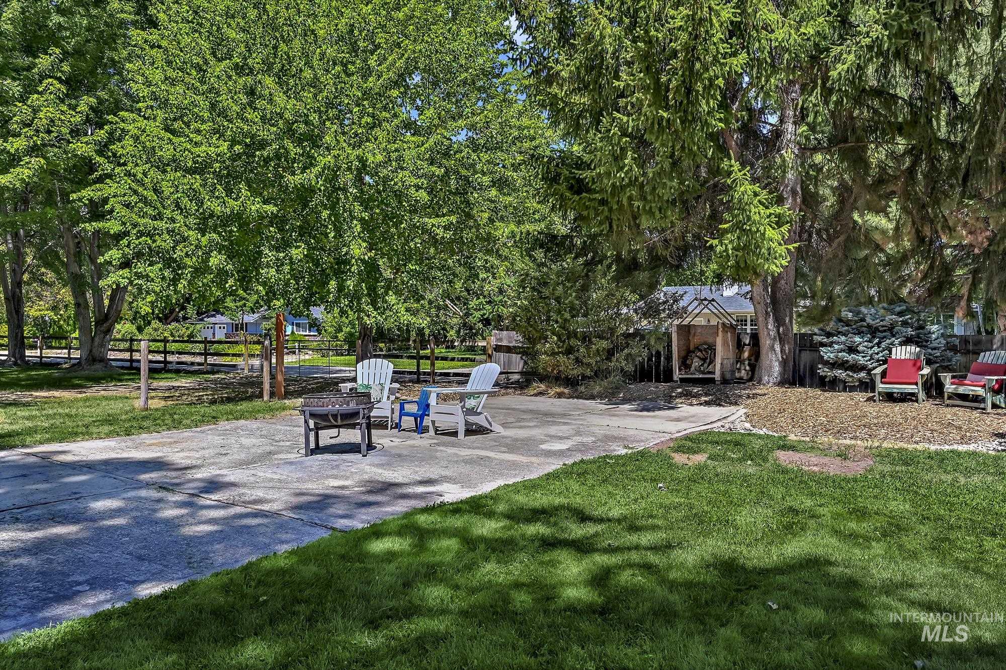 1067 N Arlington Dr Property Photo 46