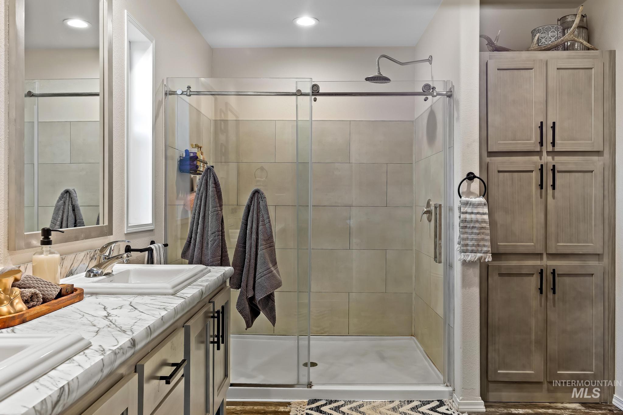 159 Porter Creek Rd Property Photo 21