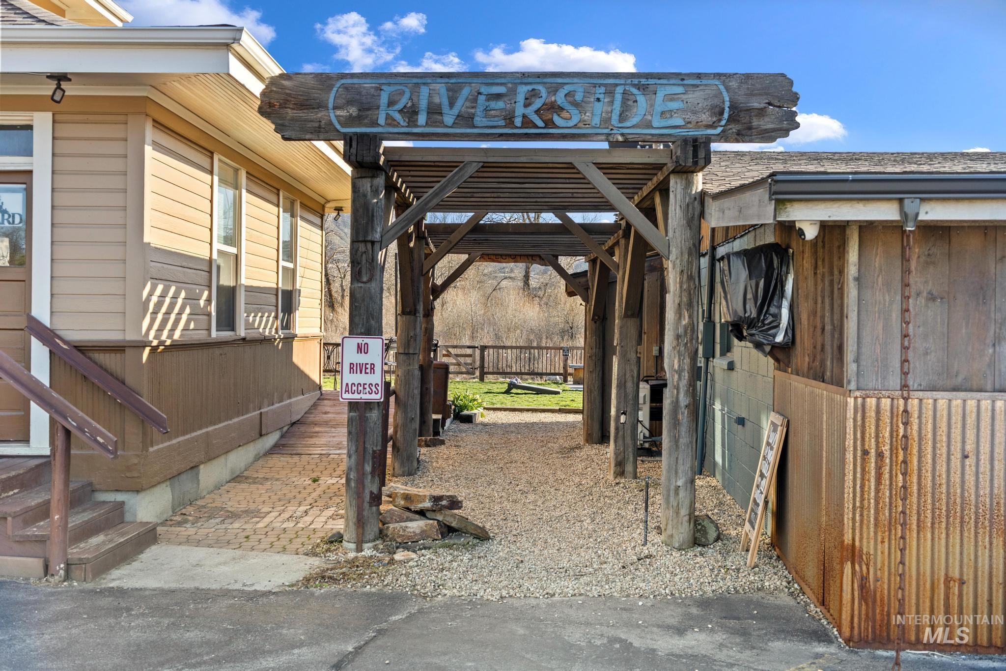 159 Porter Creek Rd Property Photo 39