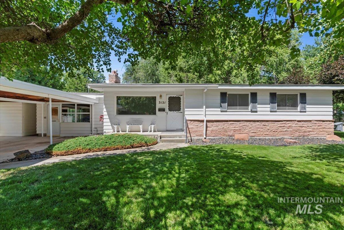 3121 N 30th Property Photo 1