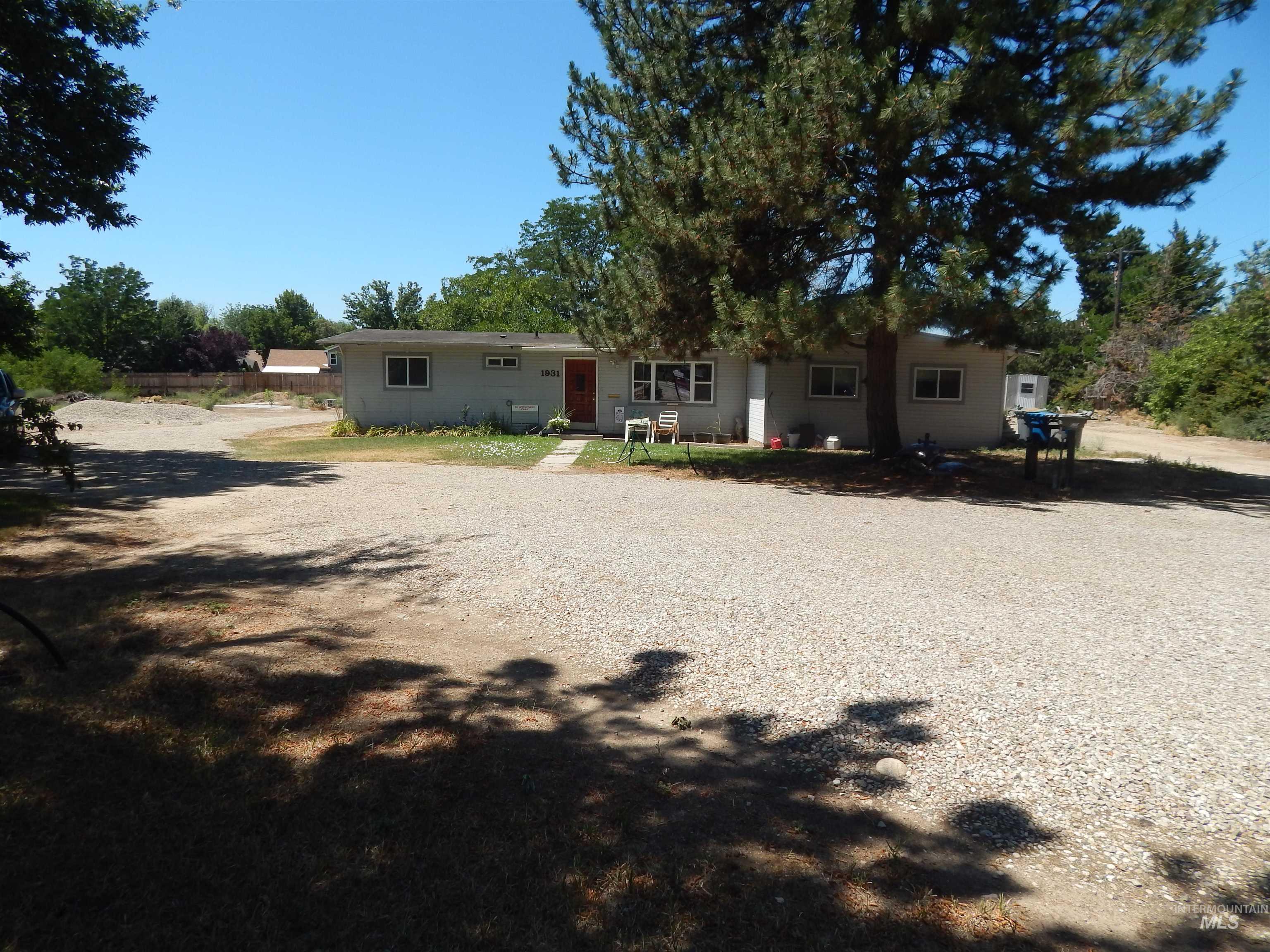 1931 N Delmar St. Property Photo 1