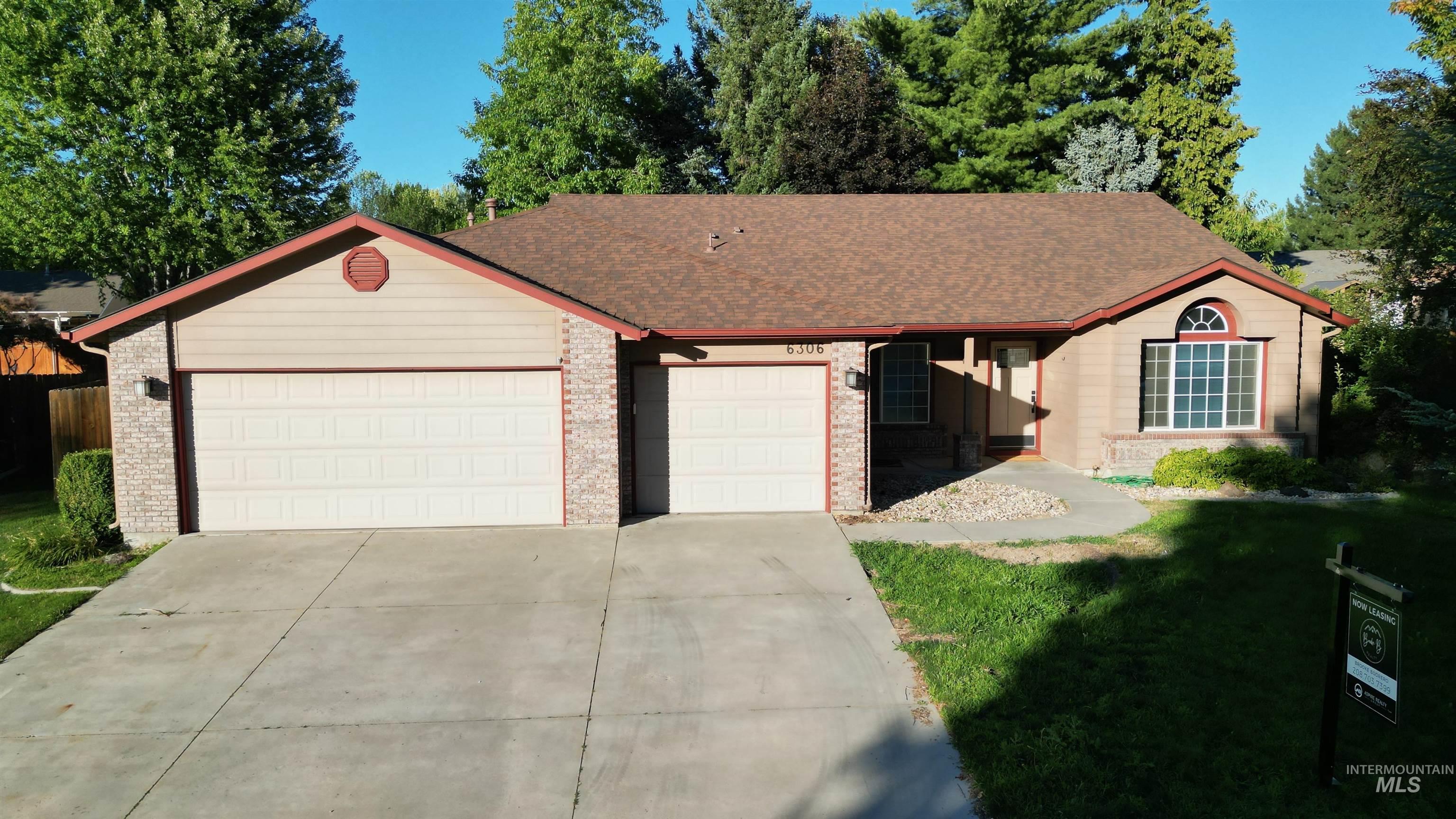 6306 Paperbirch Property Photo 1