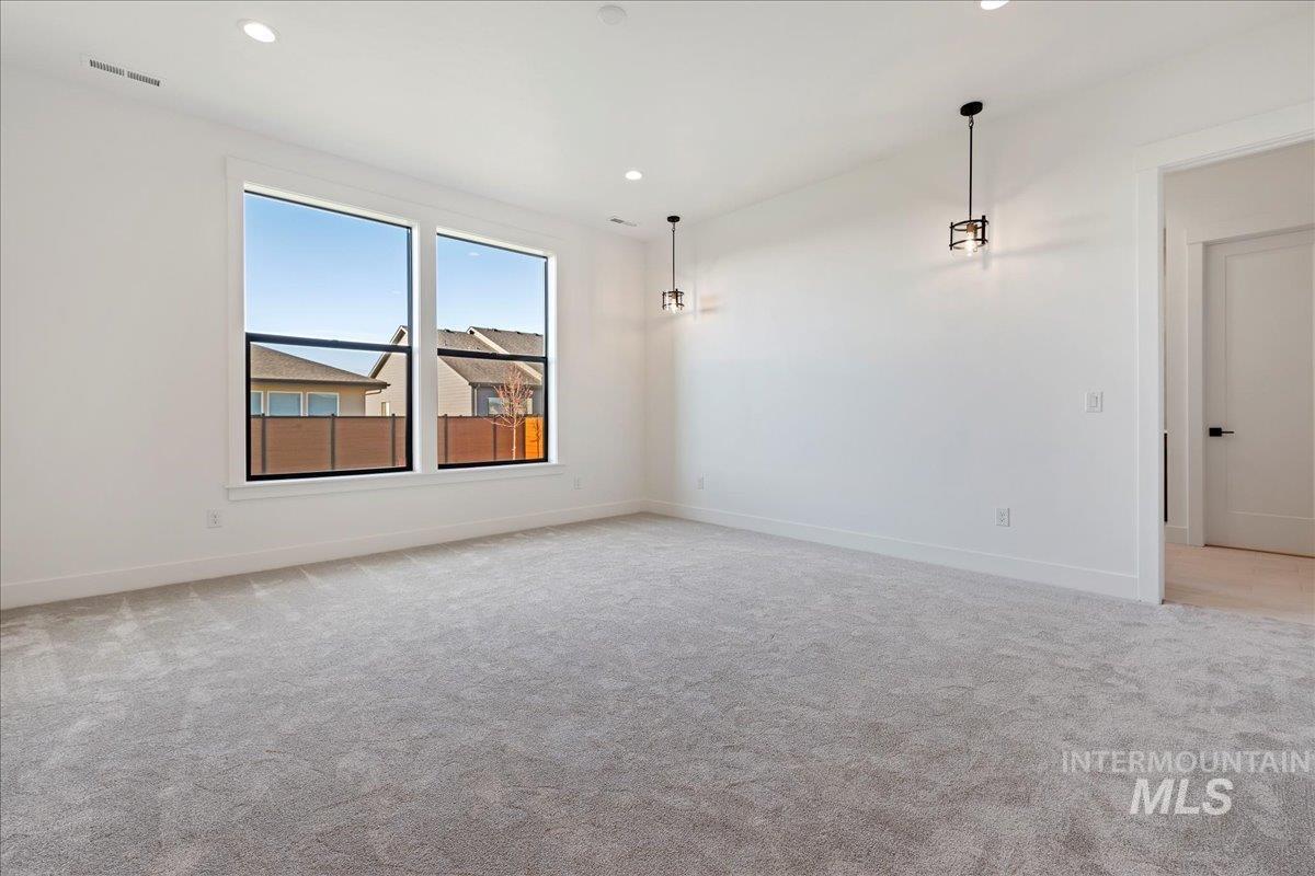 6829 N Valley Breeze Avenue Property Photo 16