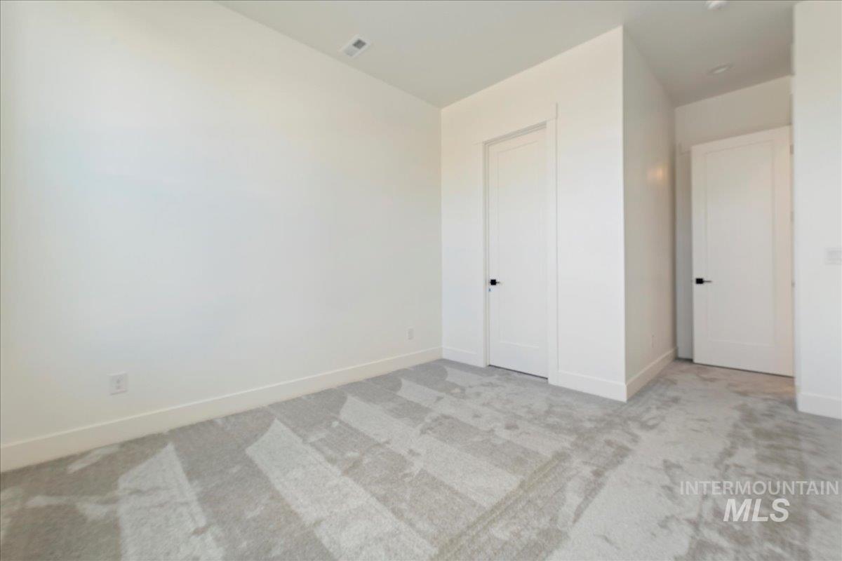 6829 N Valley Breeze Avenue Property Photo 21