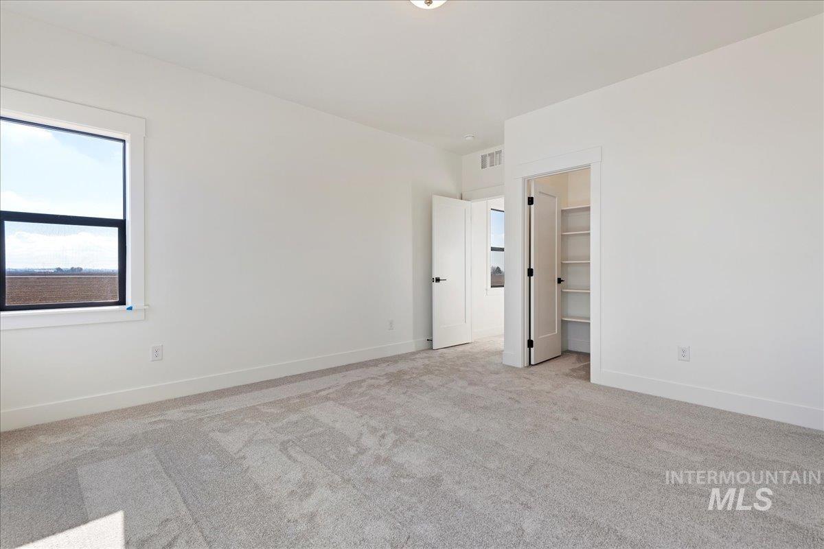 6829 N Valley Breeze Avenue Property Photo 23