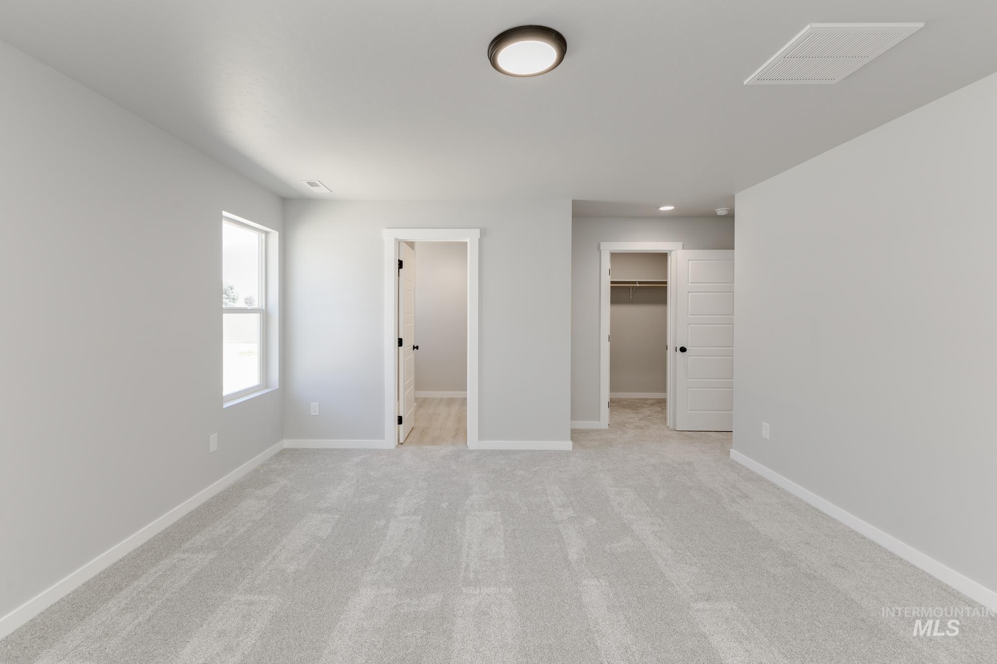 2384 N Carly Ave Property Photo 18