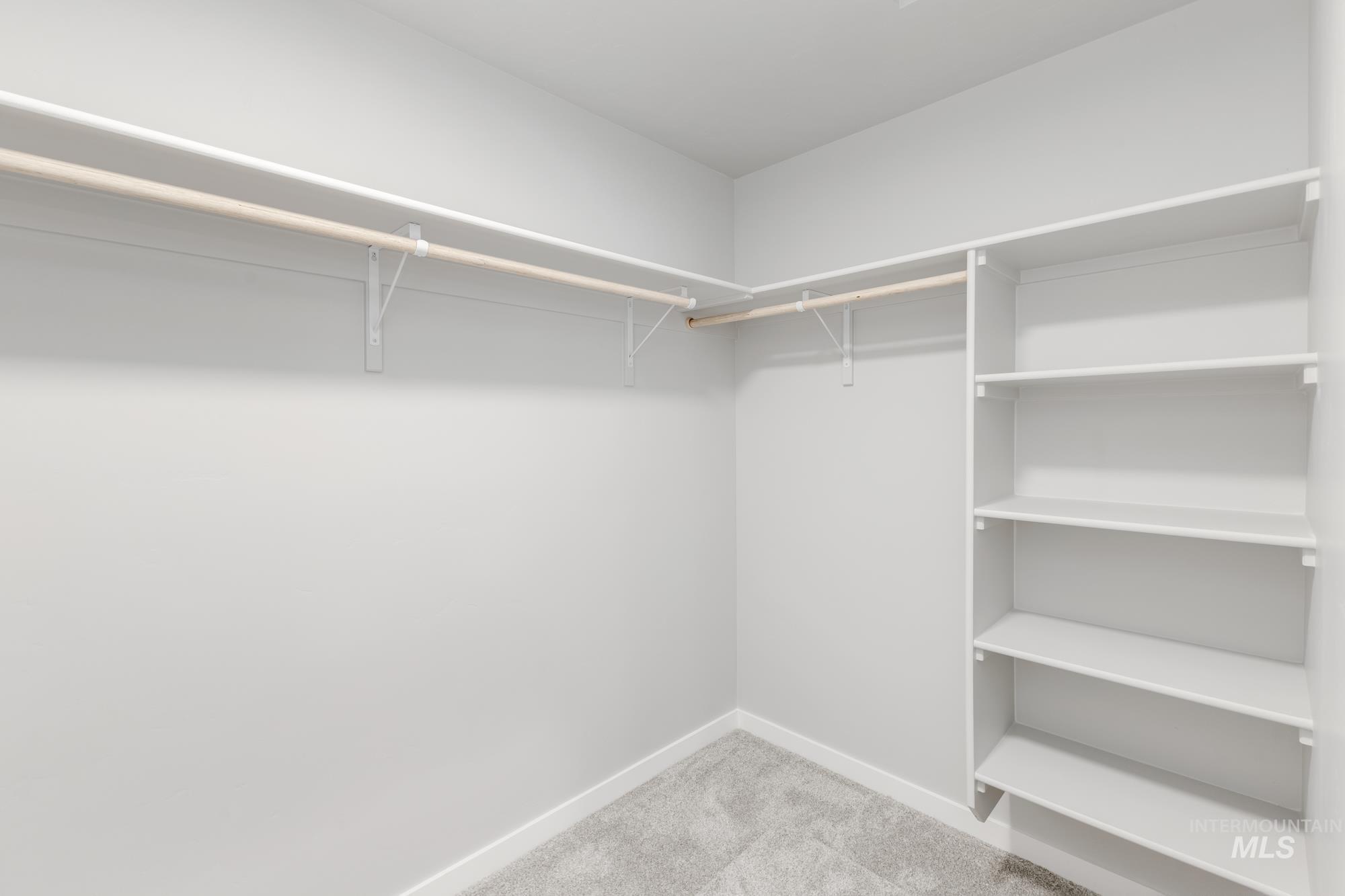 2384 N Carly Ave Property Photo 20