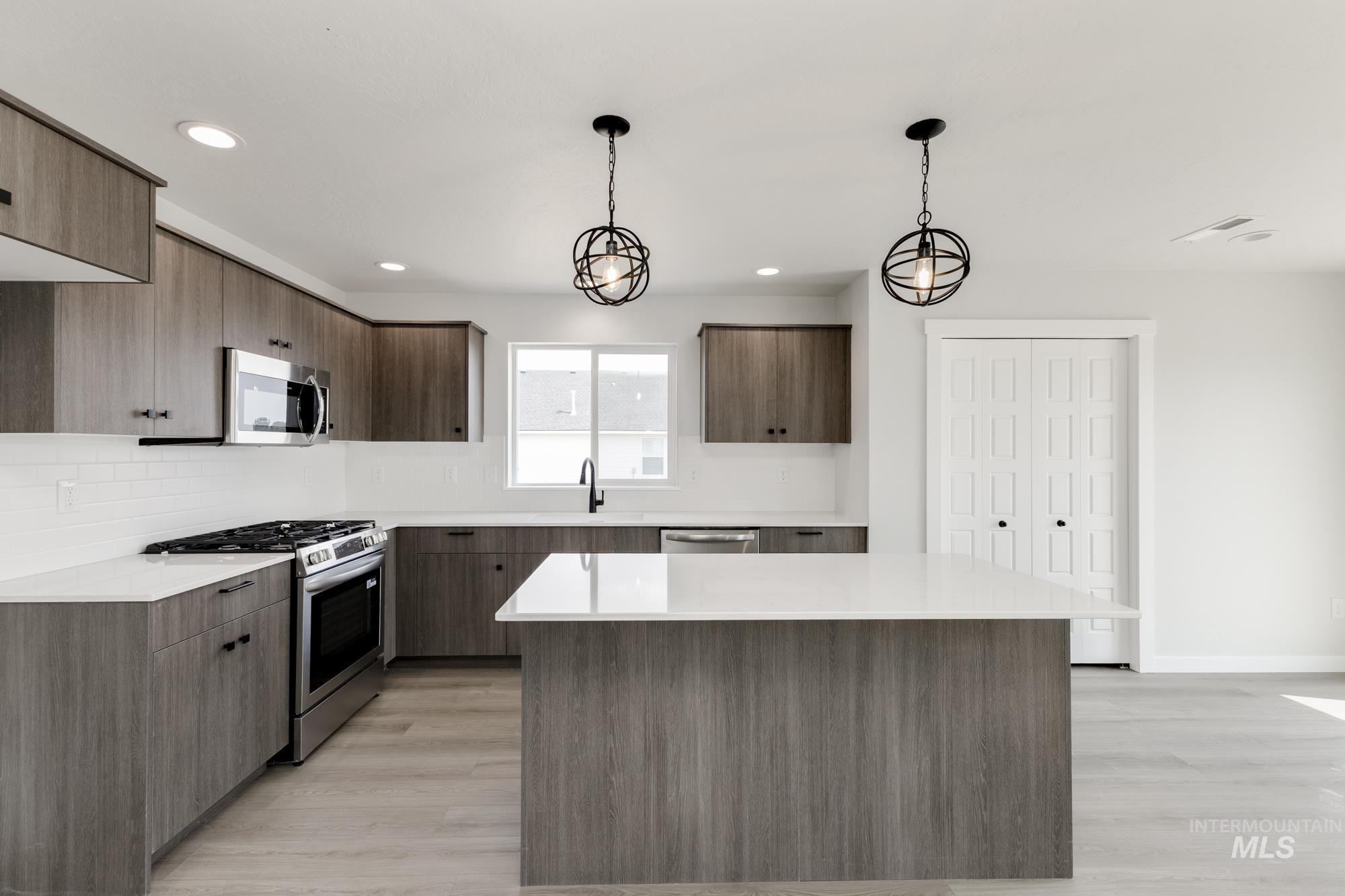 5343 E Burnte Peak St Property Photo 5