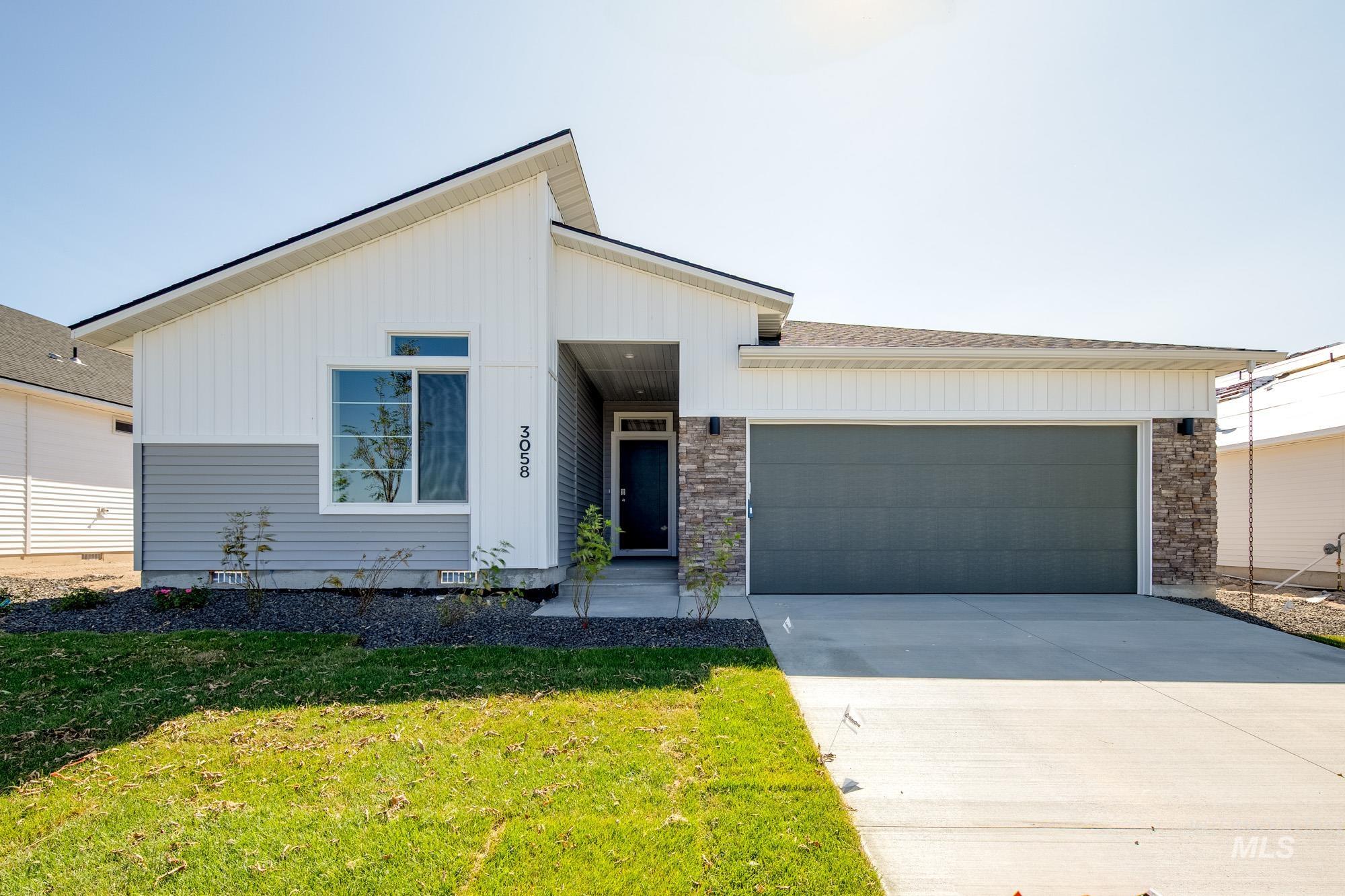 3058 N Arroyo Vista Way Property Photo 1