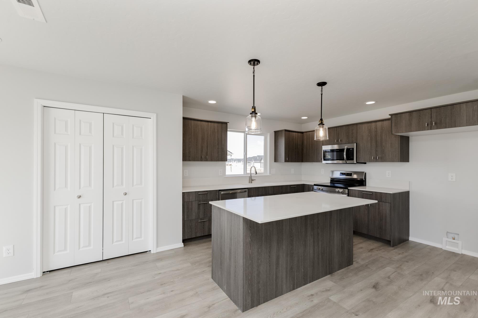 3117 N Arroyo Vista Way Property Photo 3