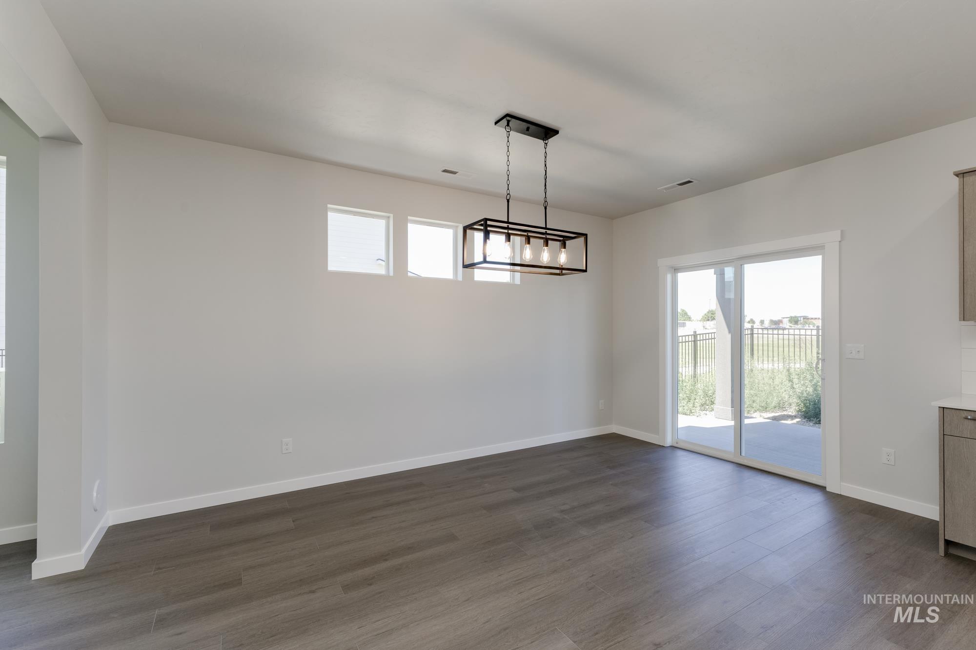 4995 S Amorita Ave Property Photo 11