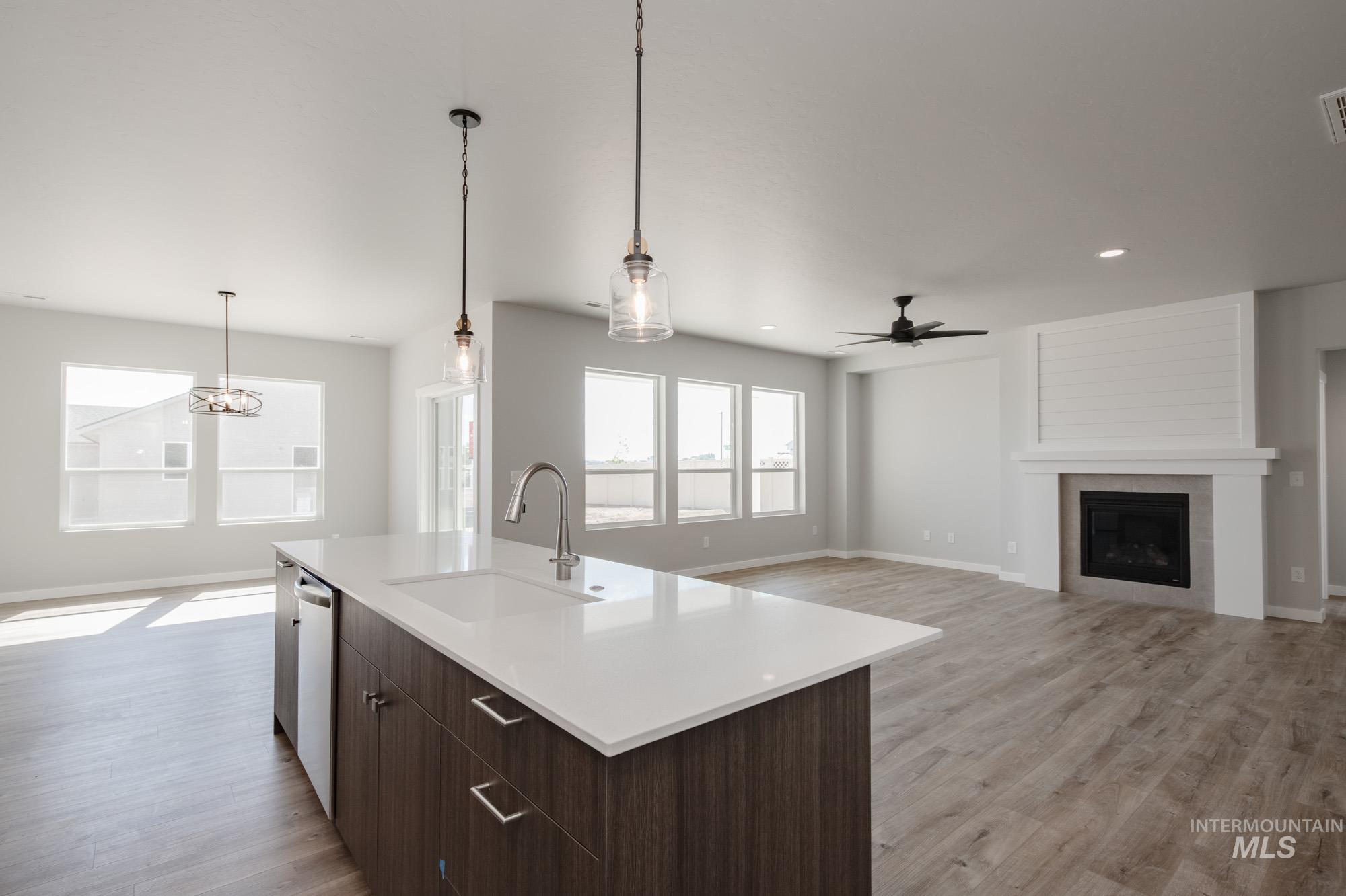 16696 Carlin Ave Property Photo 9