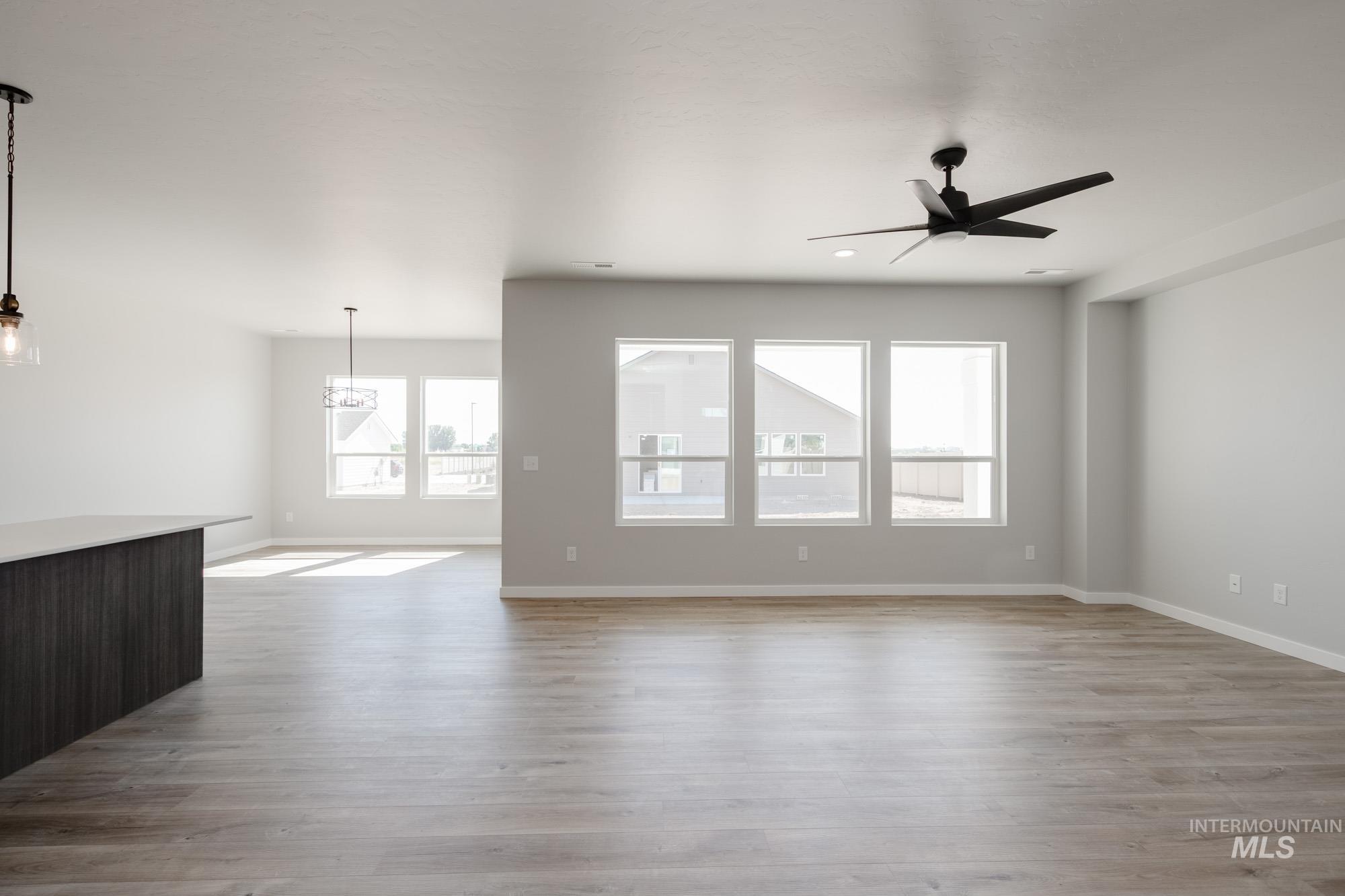 16696 Carlin Ave Property Photo 16