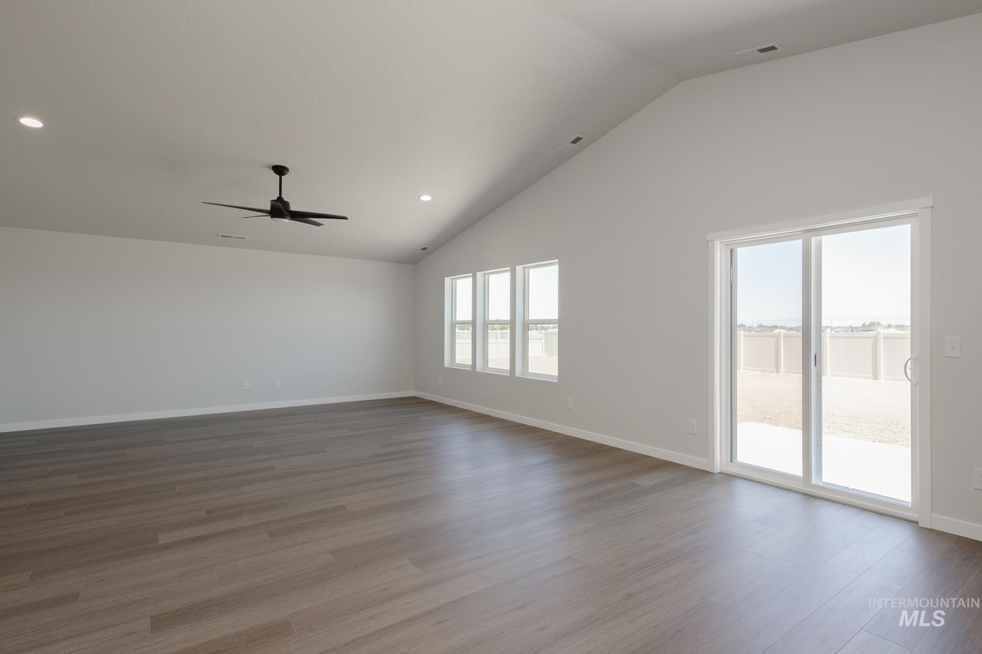 16290 Backfill Pl Property Photo 12