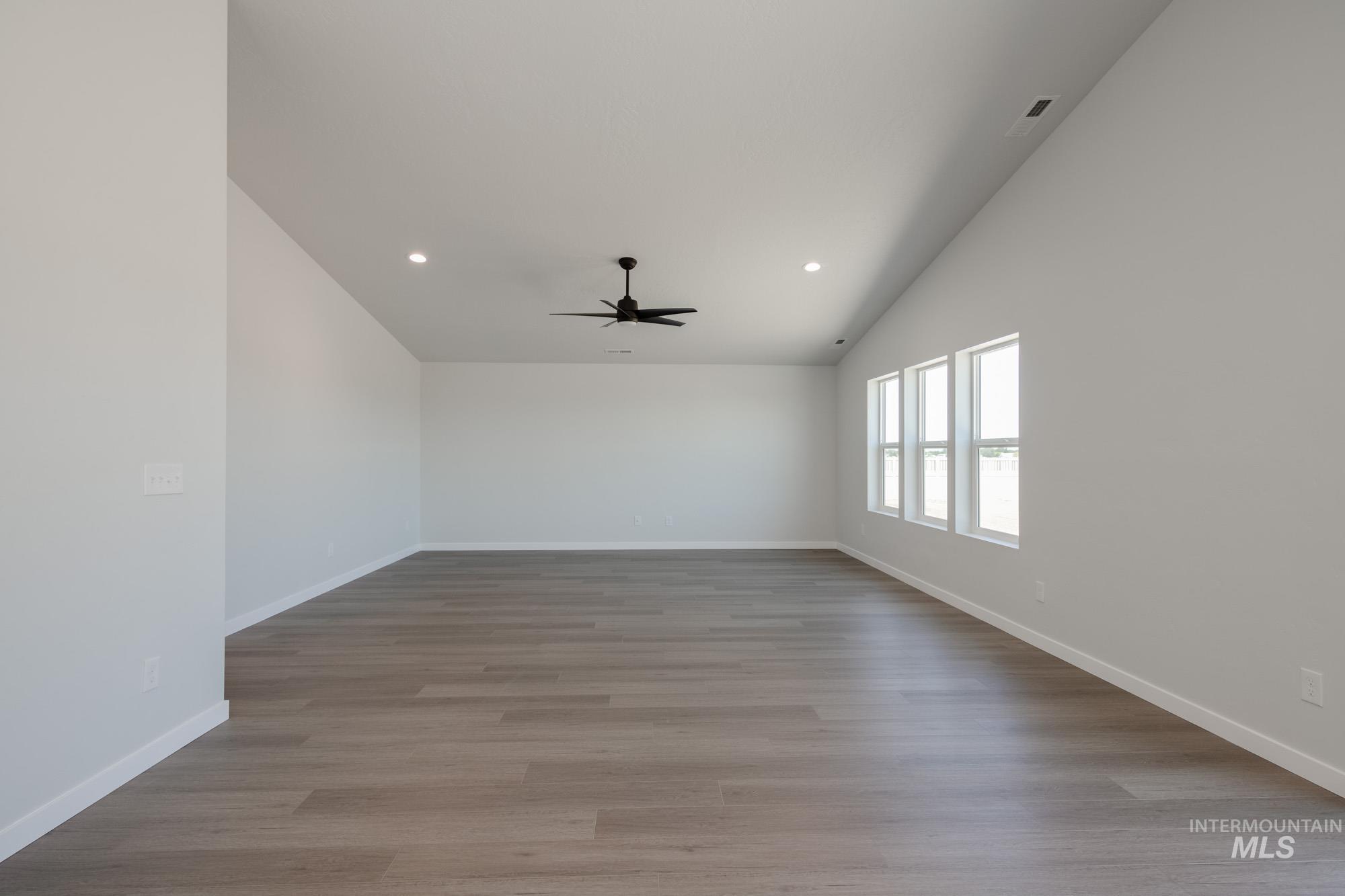 16290 Backfill Pl Property Photo 13