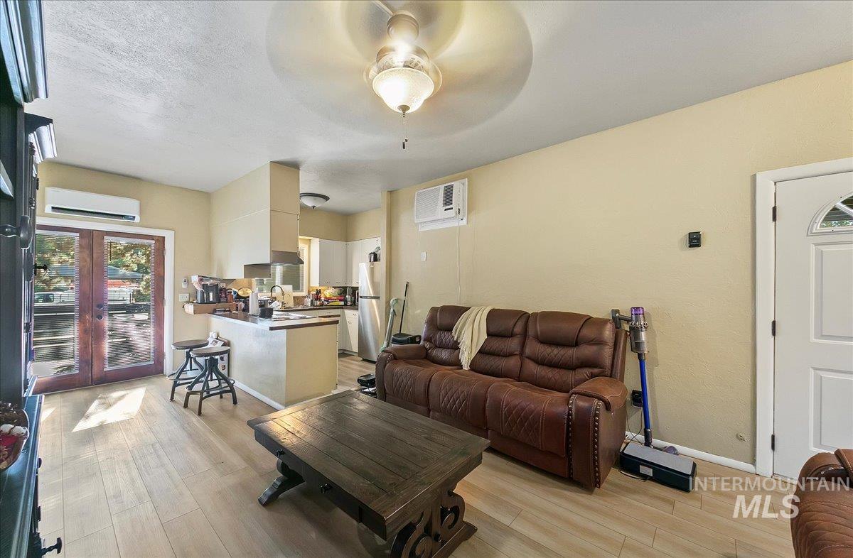 1857 S Tuesday Ln Property Photo 6