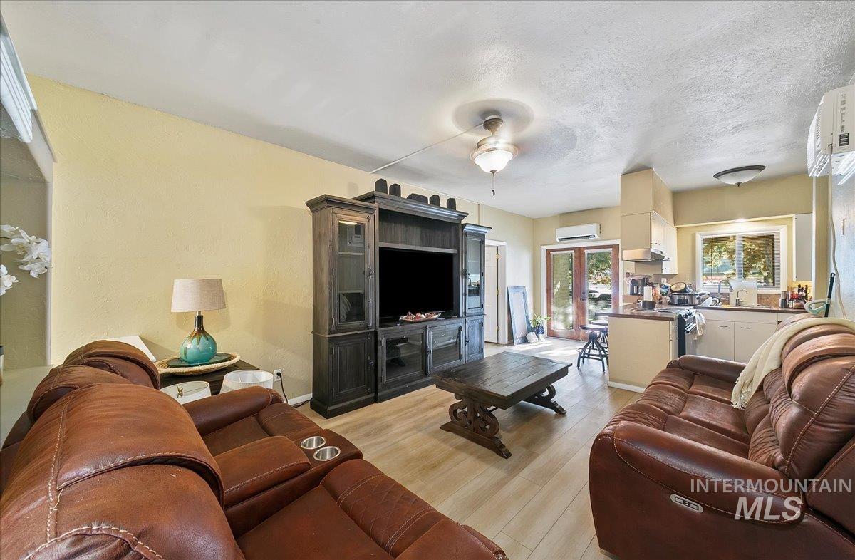 1857 S Tuesday Ln Property Photo 7