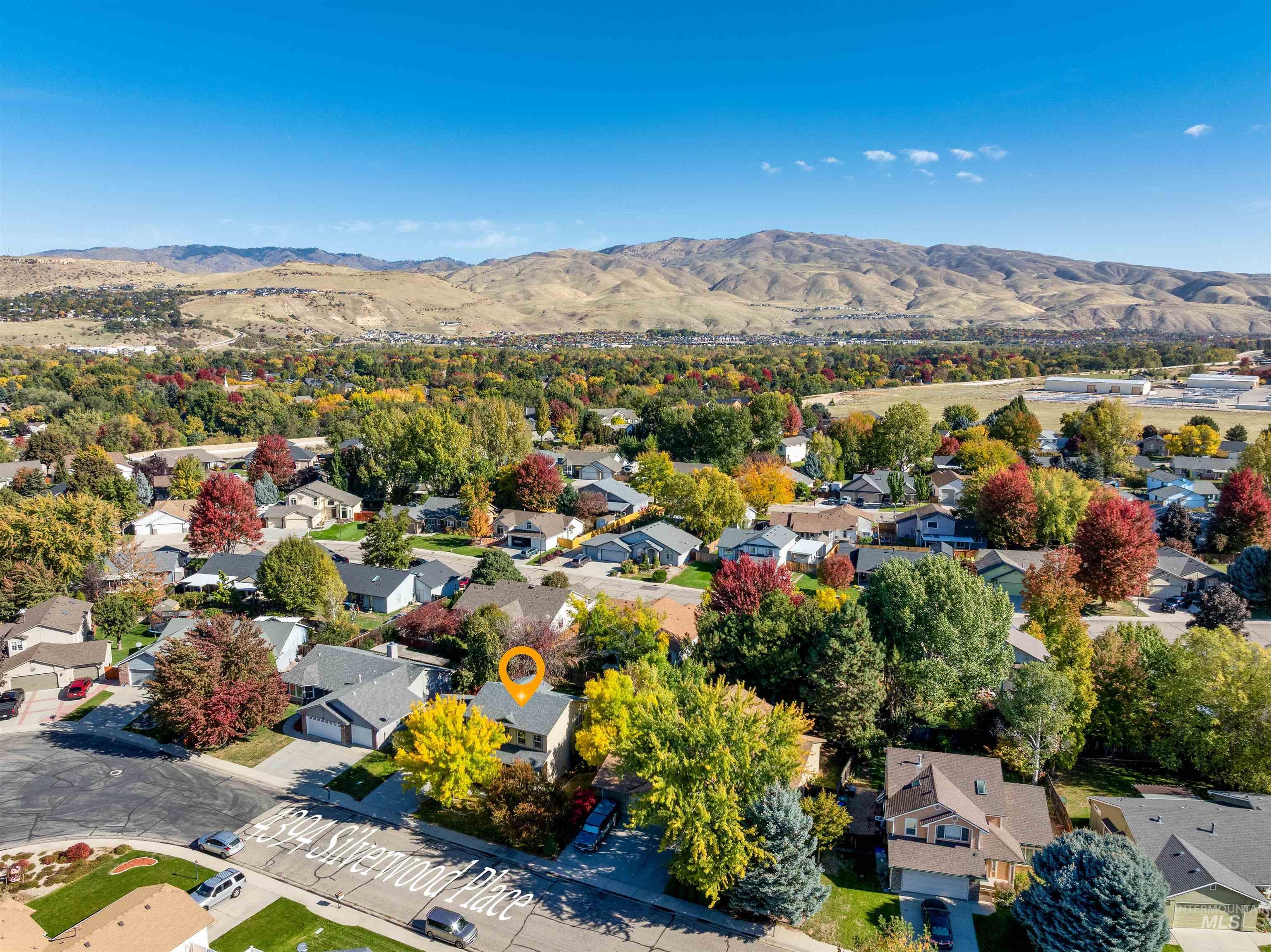 4394 S Silverwood Place Property Photo 2