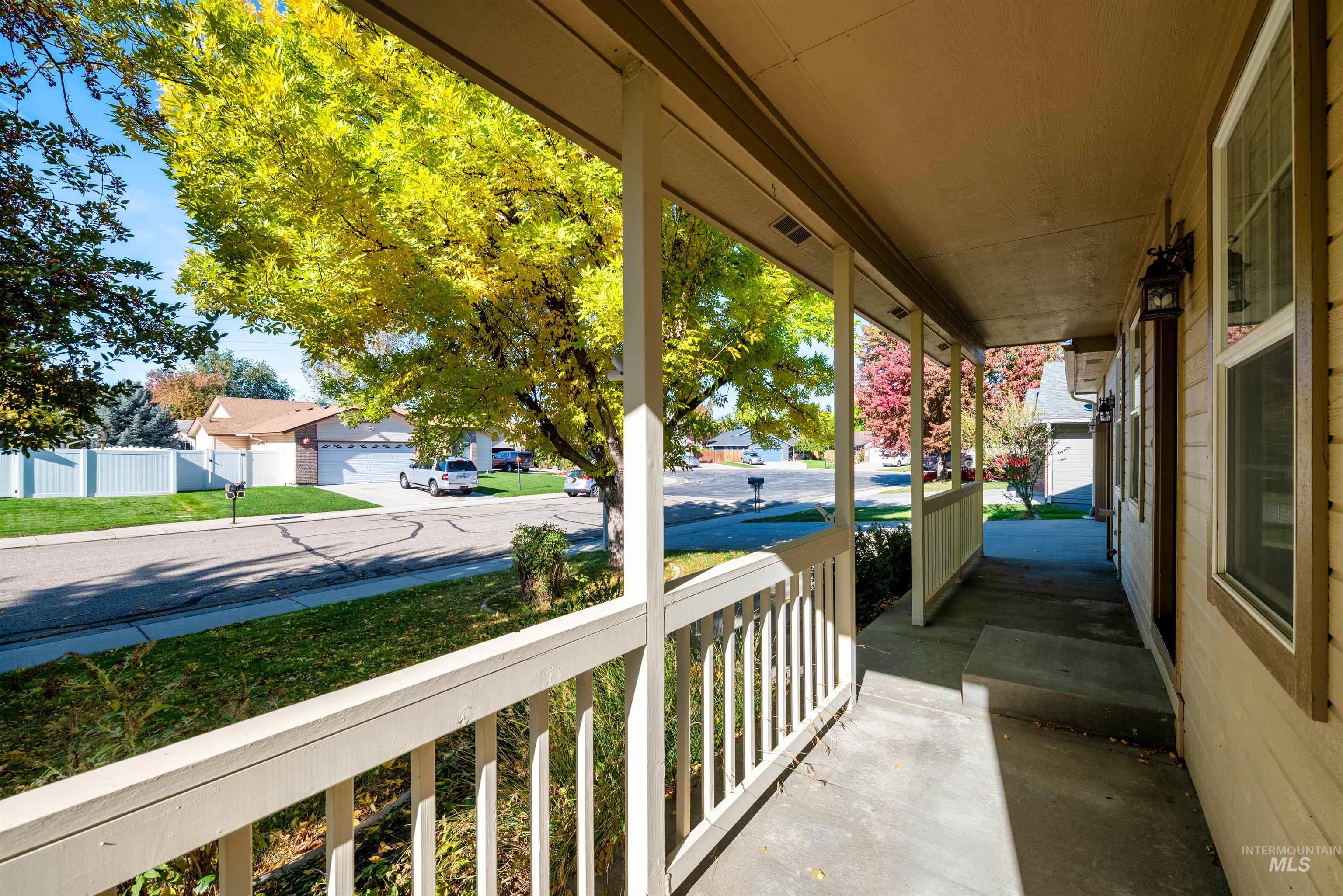 4394 S Silverwood Place Property Photo 5