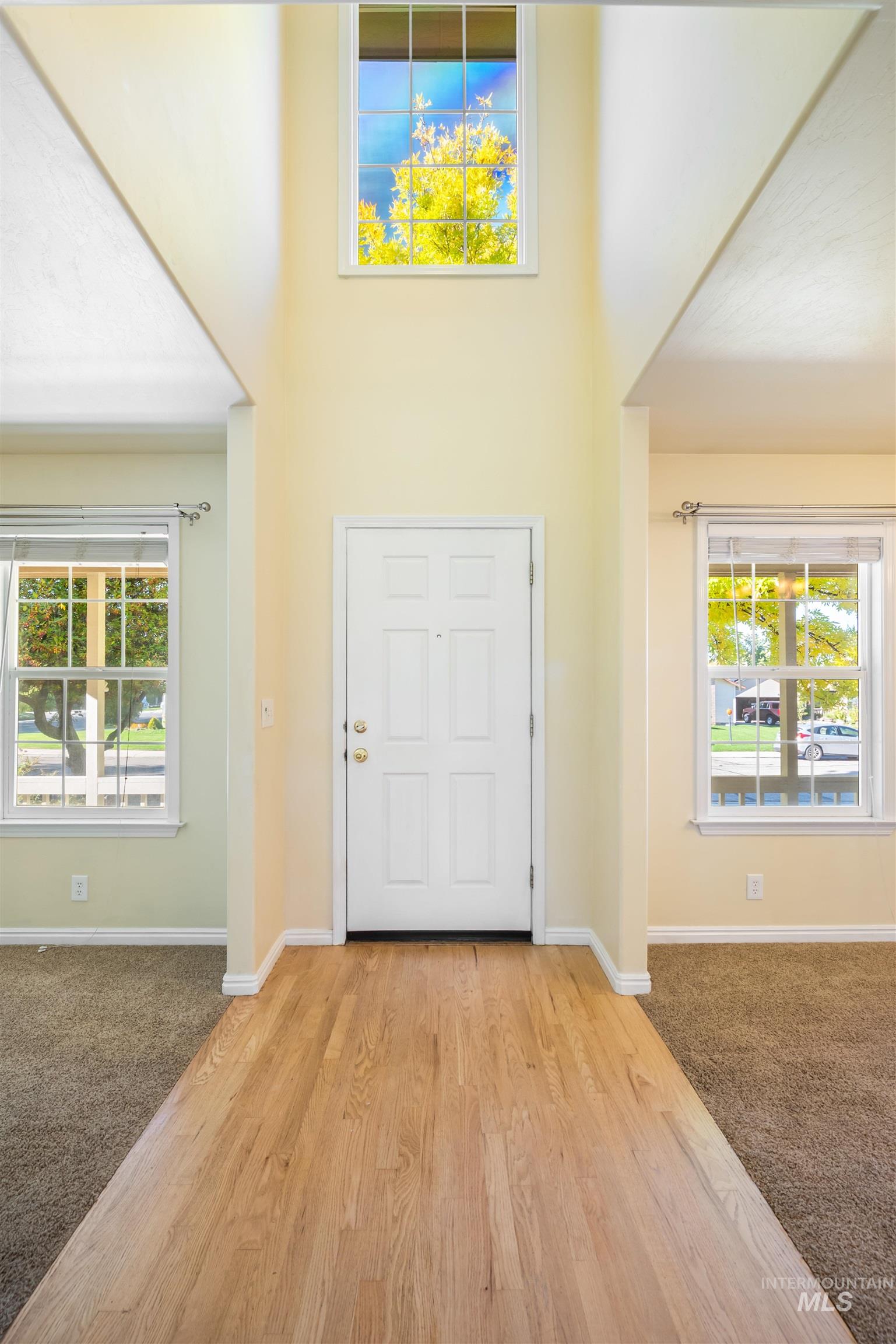 4394 S Silverwood Place Property Photo 6