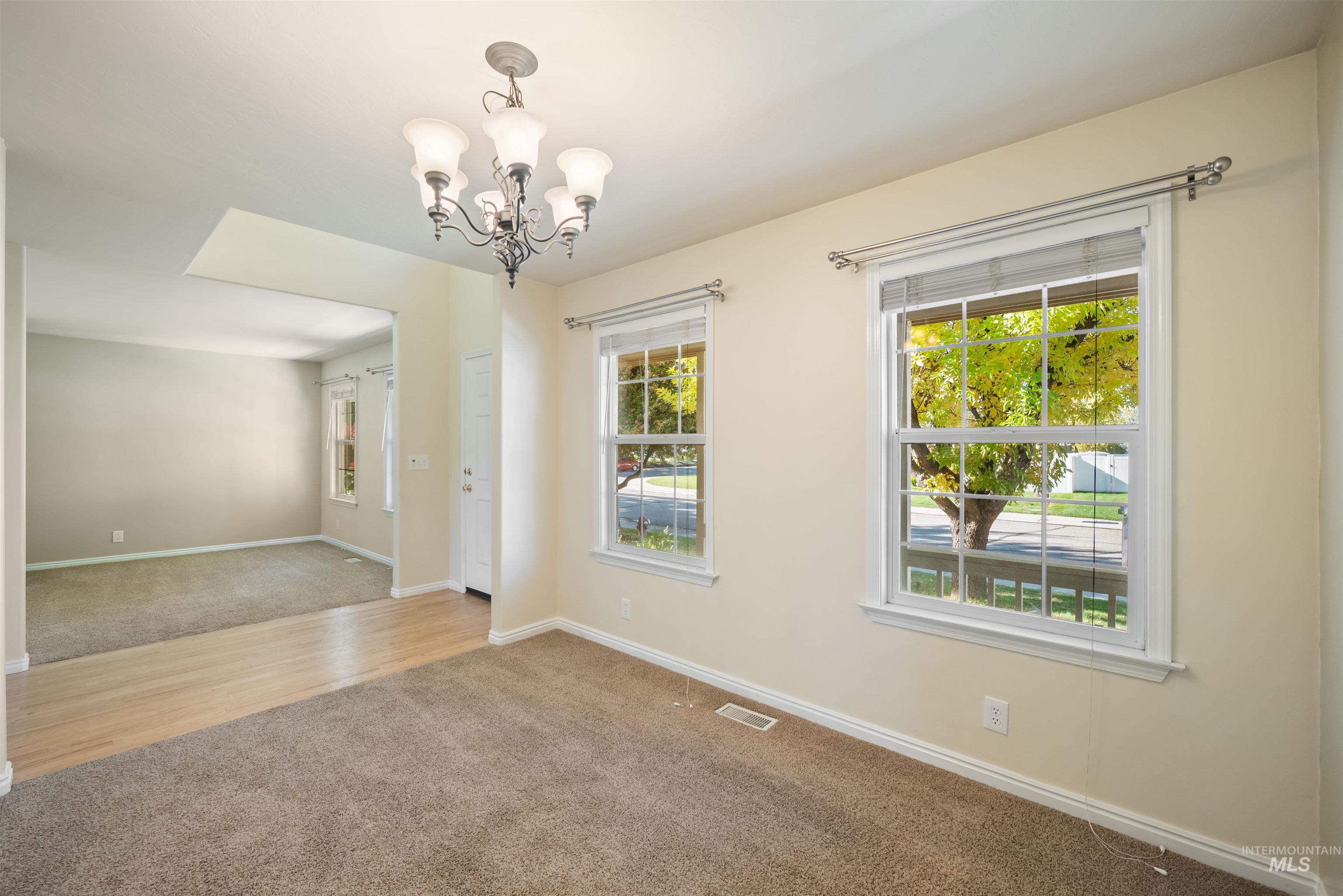 4394 S Silverwood Place Property Photo 8