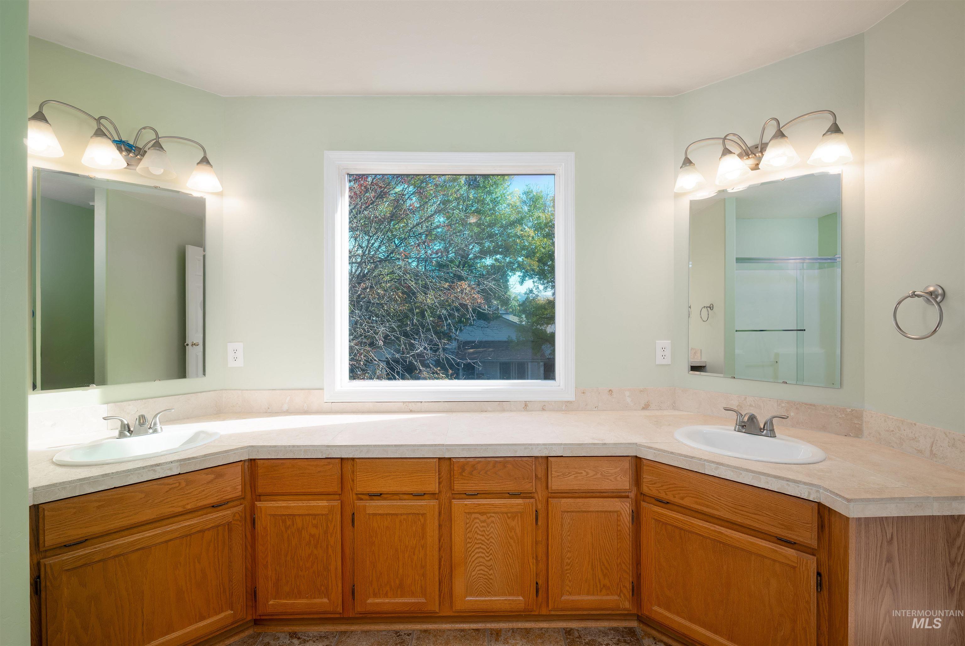 4394 S Silverwood Place Property Photo 33